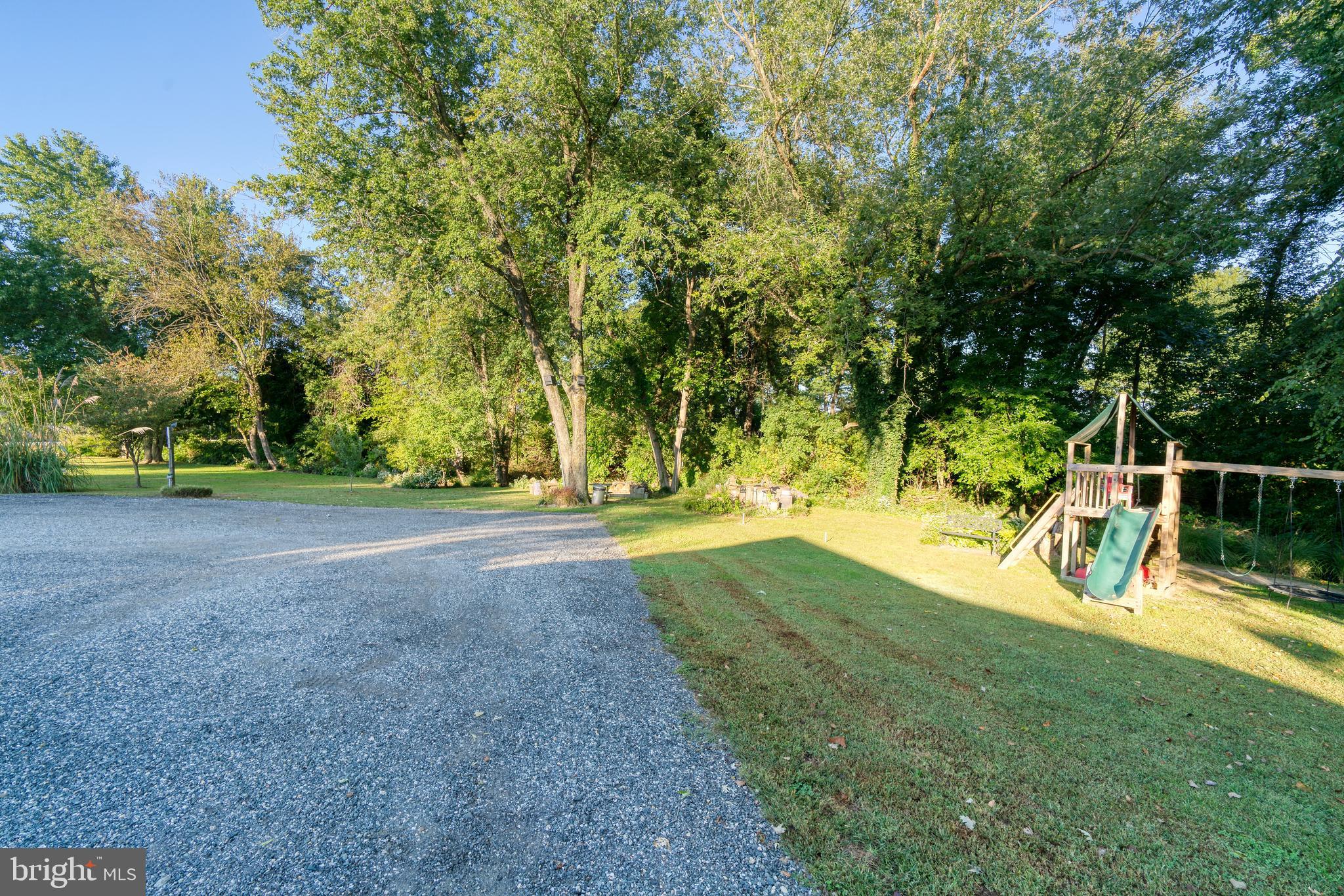 CENTREVILLE - Residential