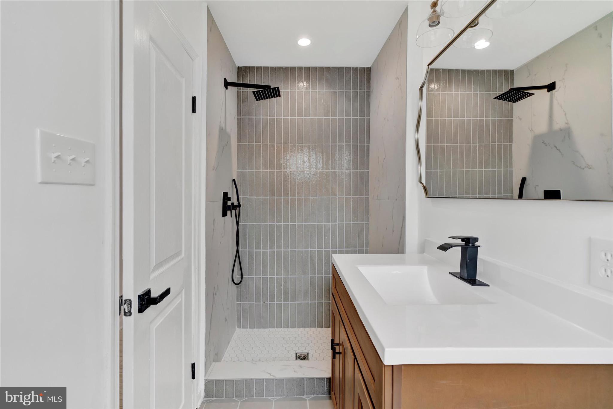 ROLLING GREEN - Residential