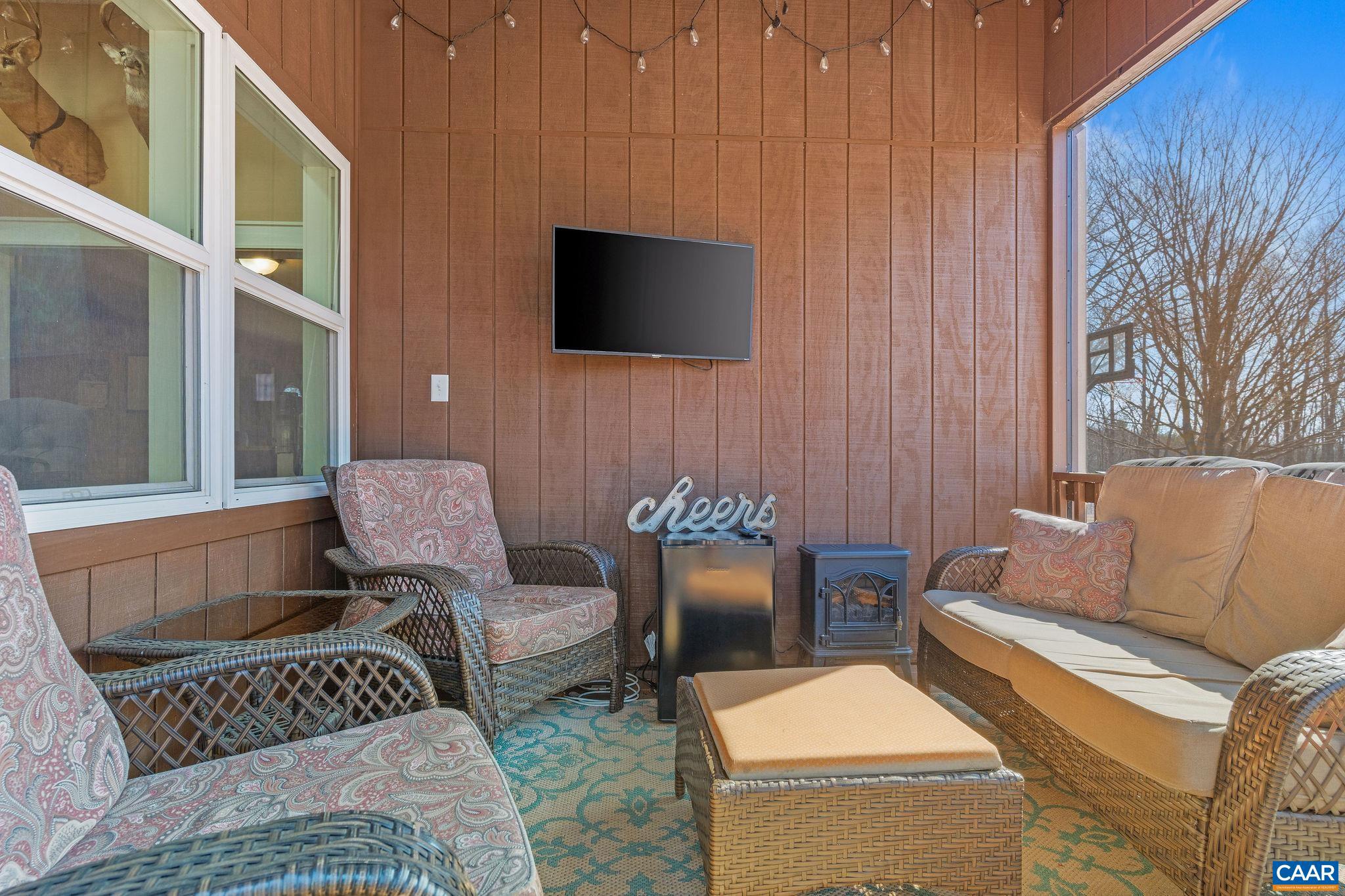 DOGWOOD VALLEY - Residential