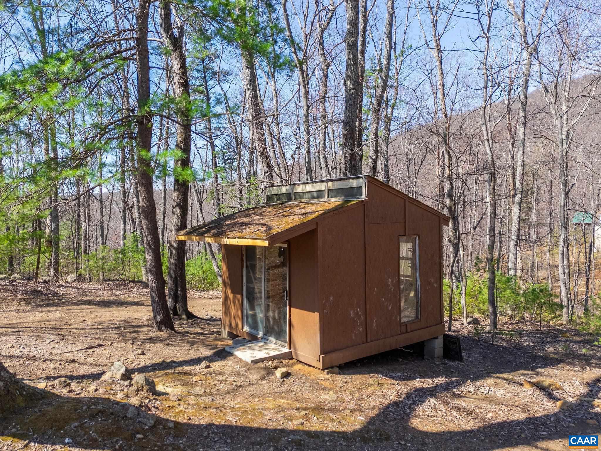 DOGWOOD VALLEY - Residential