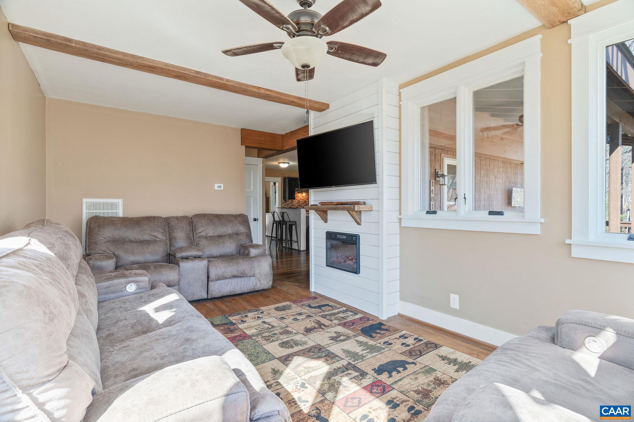 DOGWOOD VALLEY - Residential