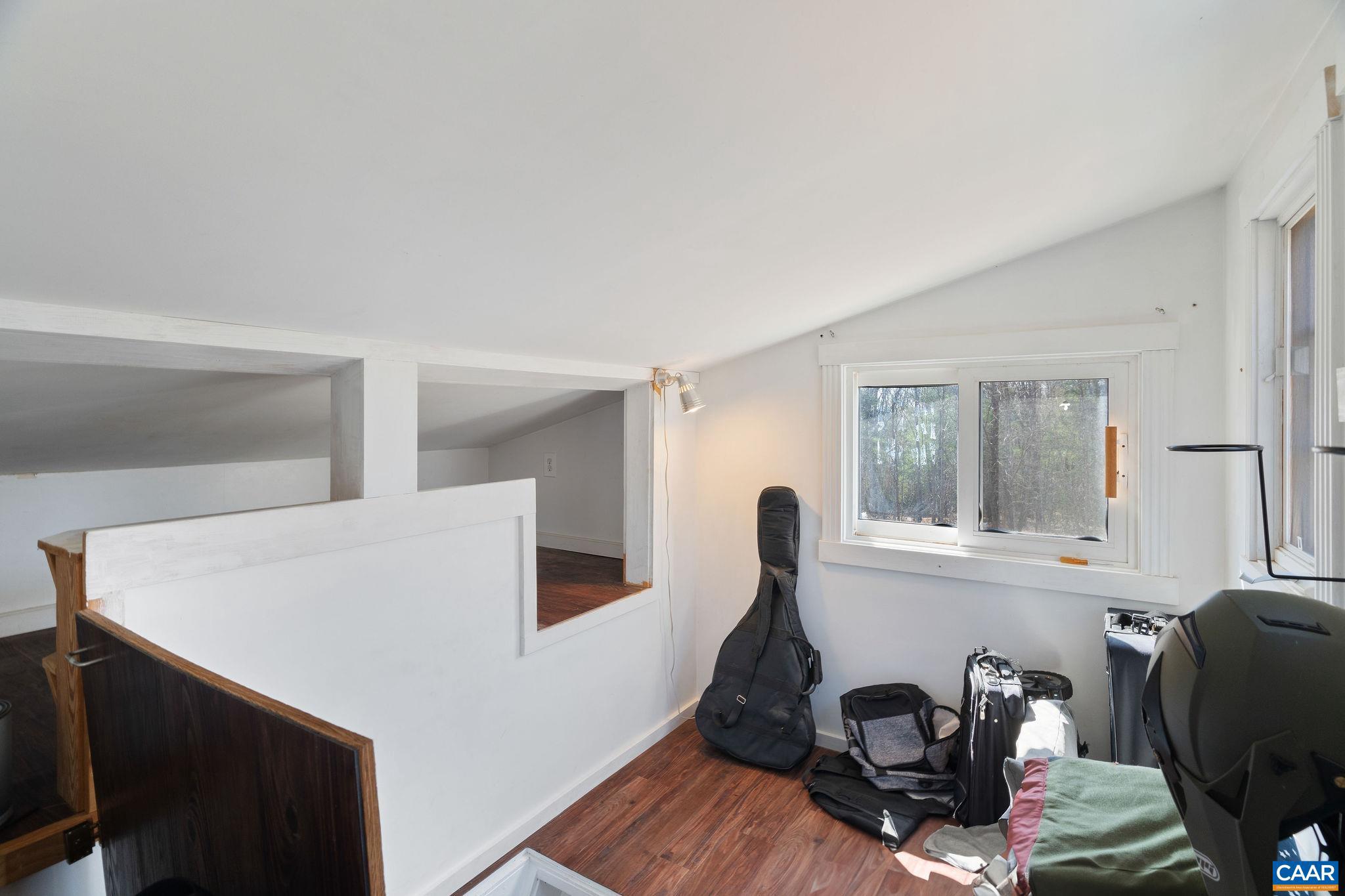 DOGWOOD VALLEY - Residential