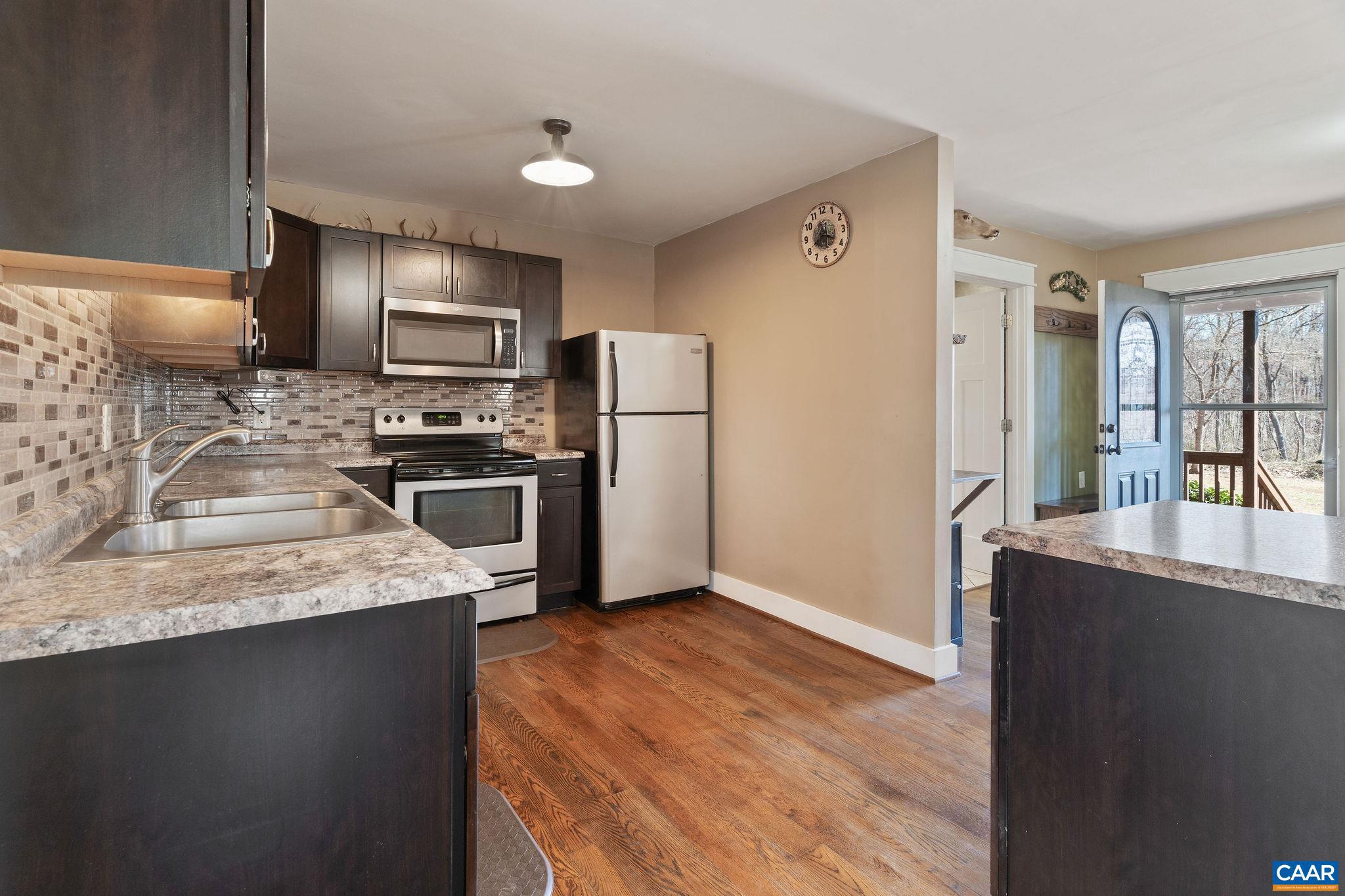 DOGWOOD VALLEY - Residential