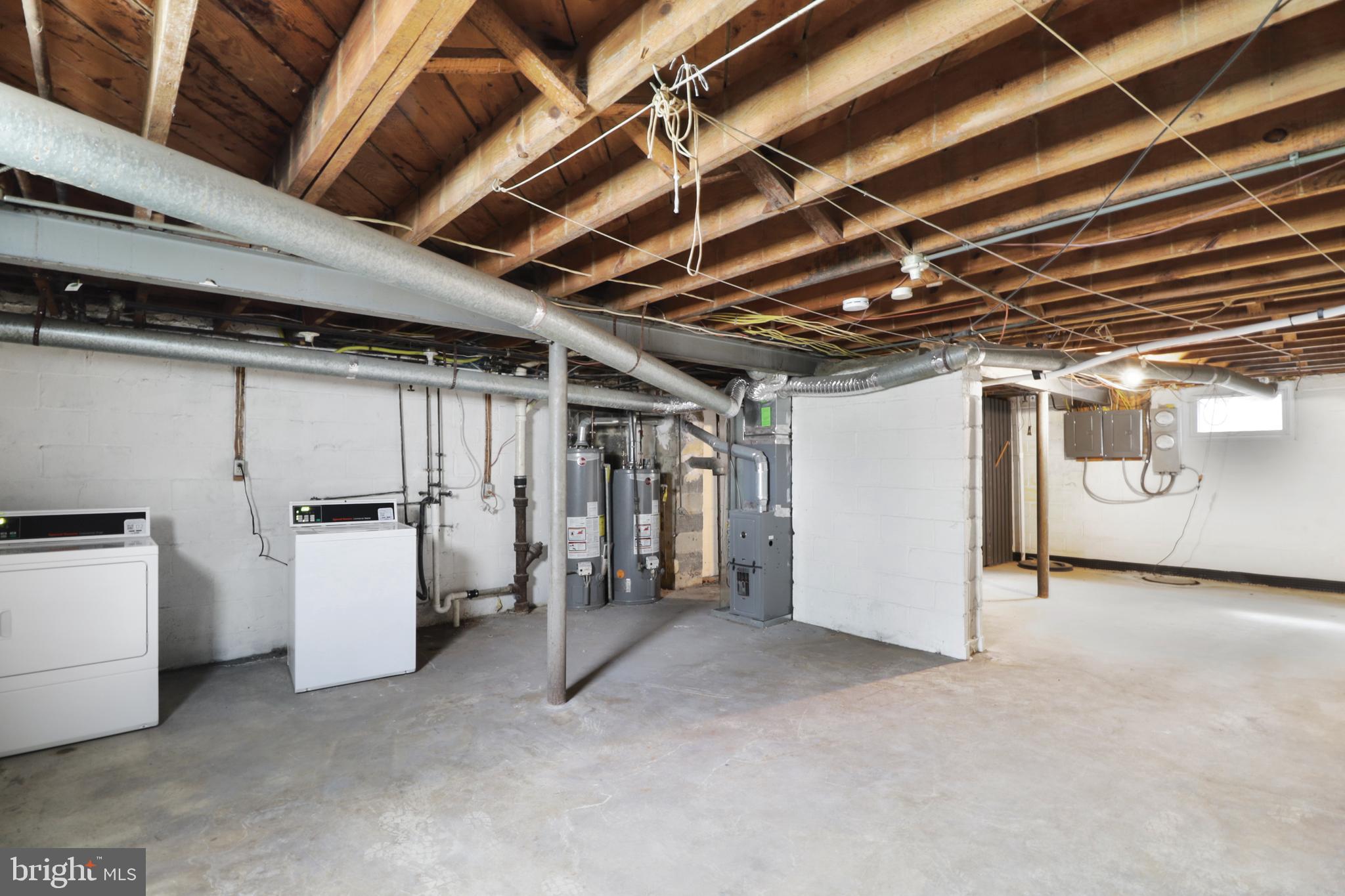 GLEN OAKS - Residential