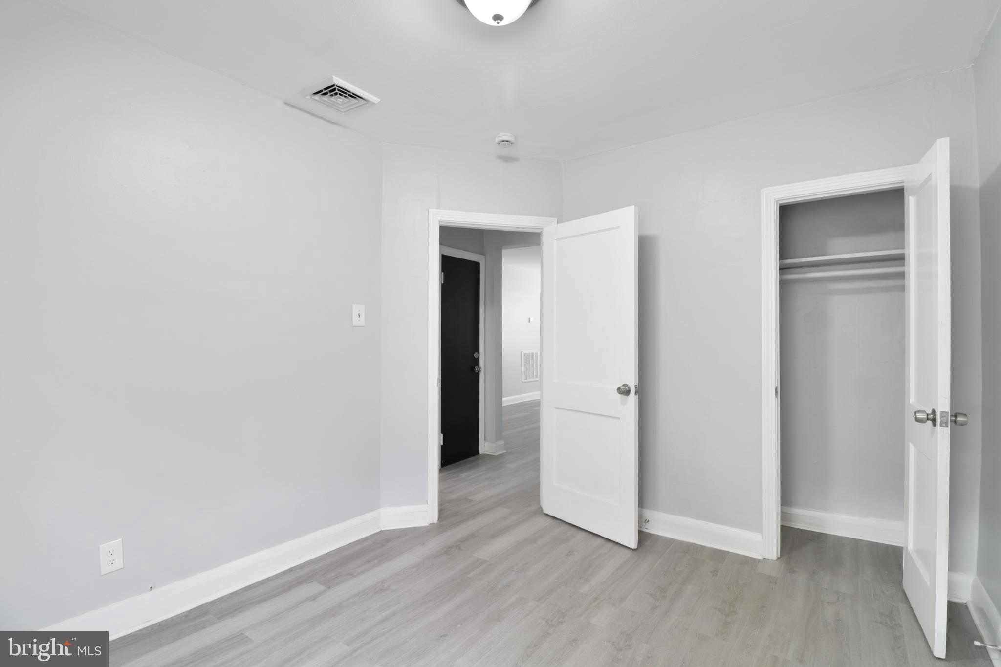 GLEN OAKS - Residential