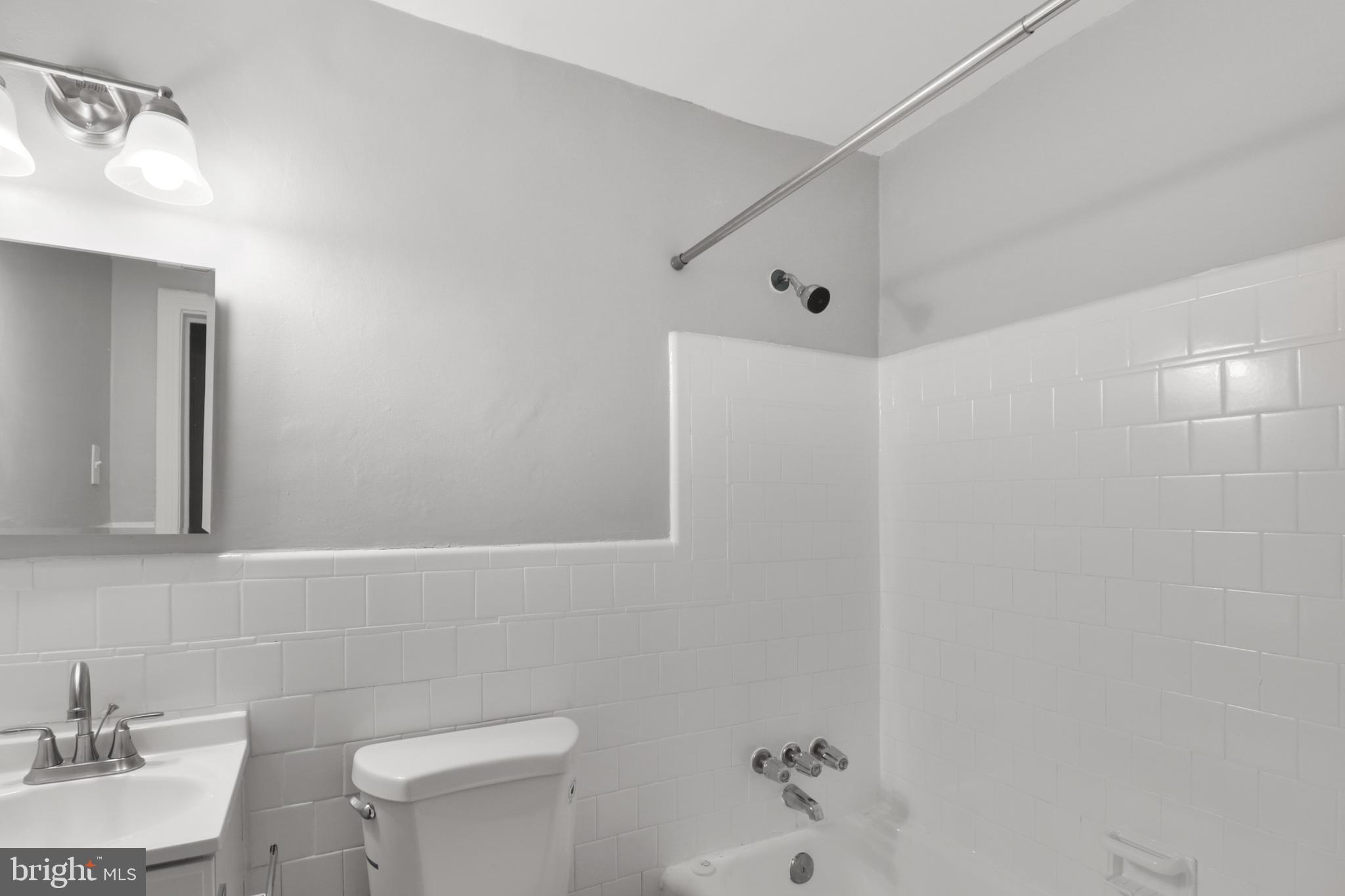 GLEN OAKS - Residential