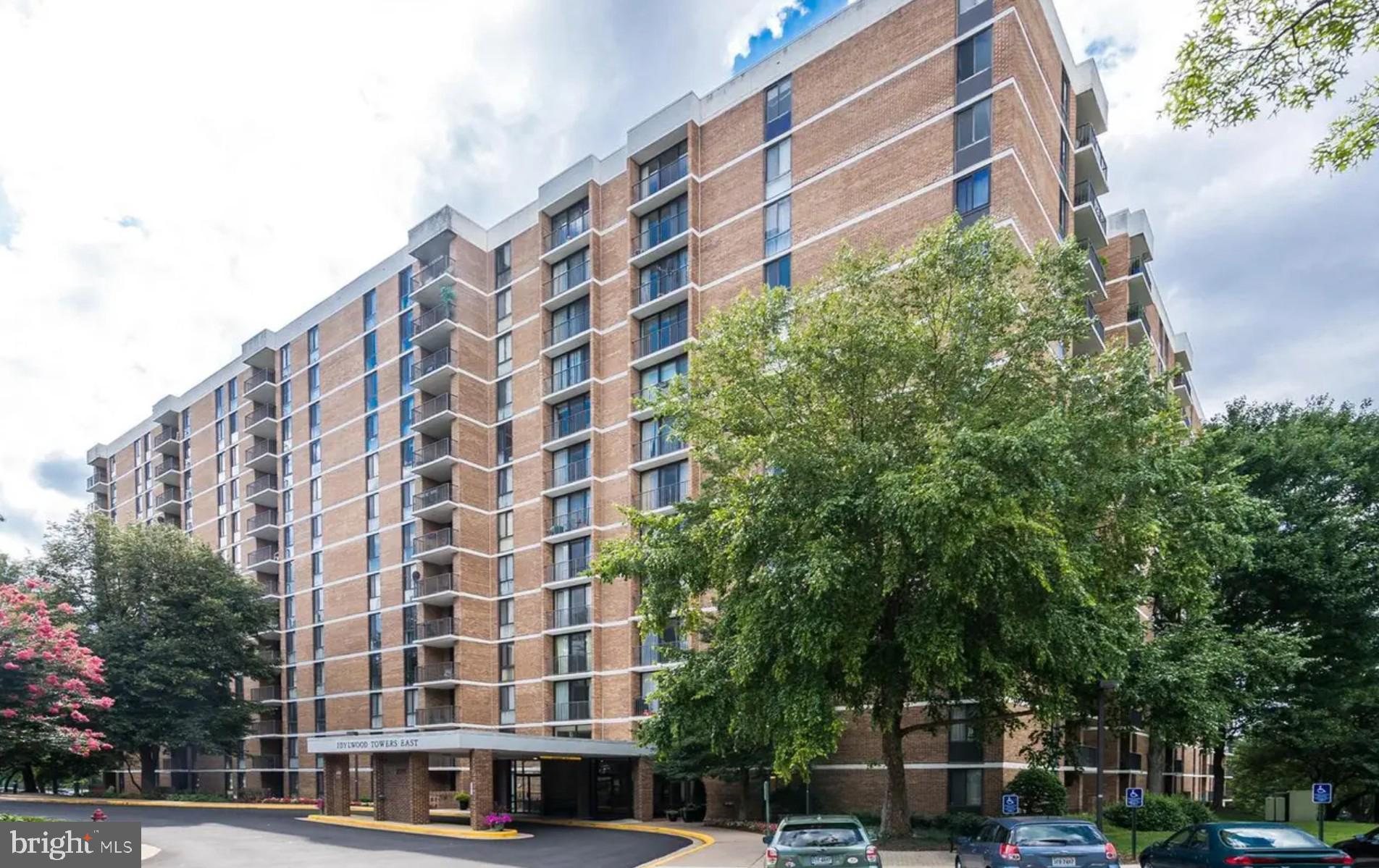 IDYLWOOD TOWERS - Residential