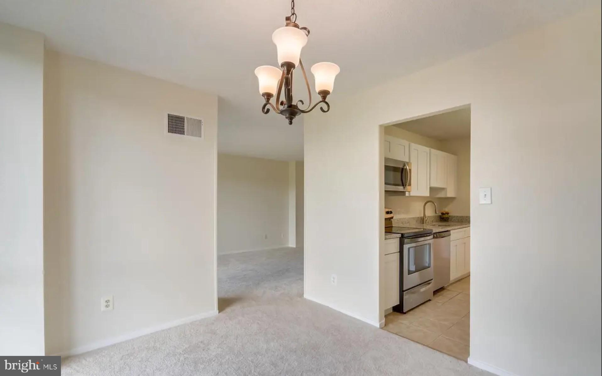 IDYLWOOD TOWERS - Residential