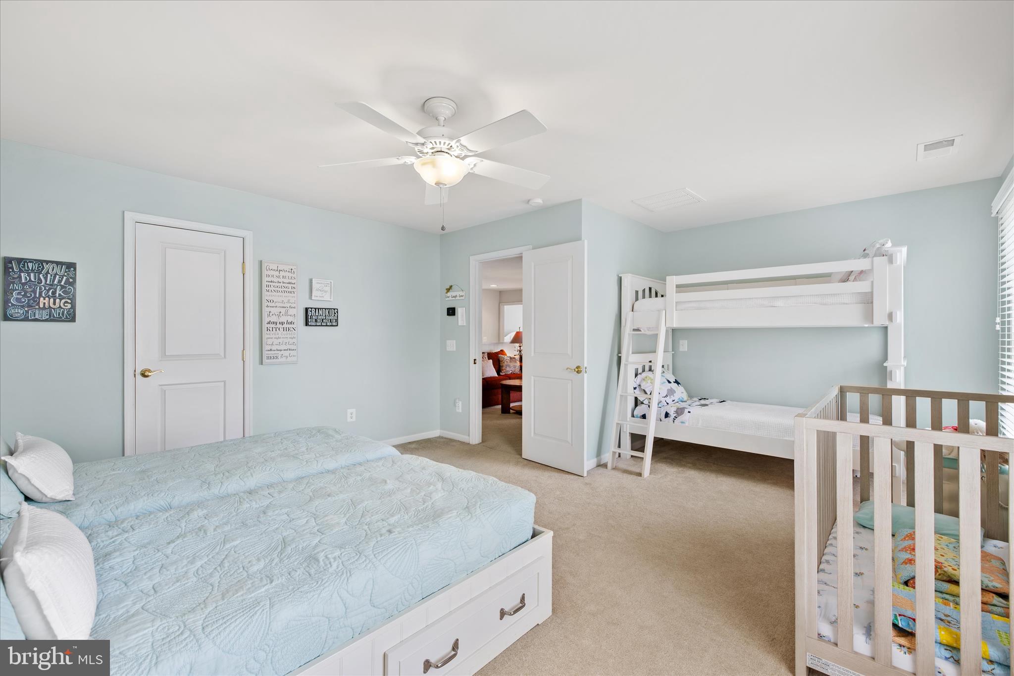 PENINSULA - Residential