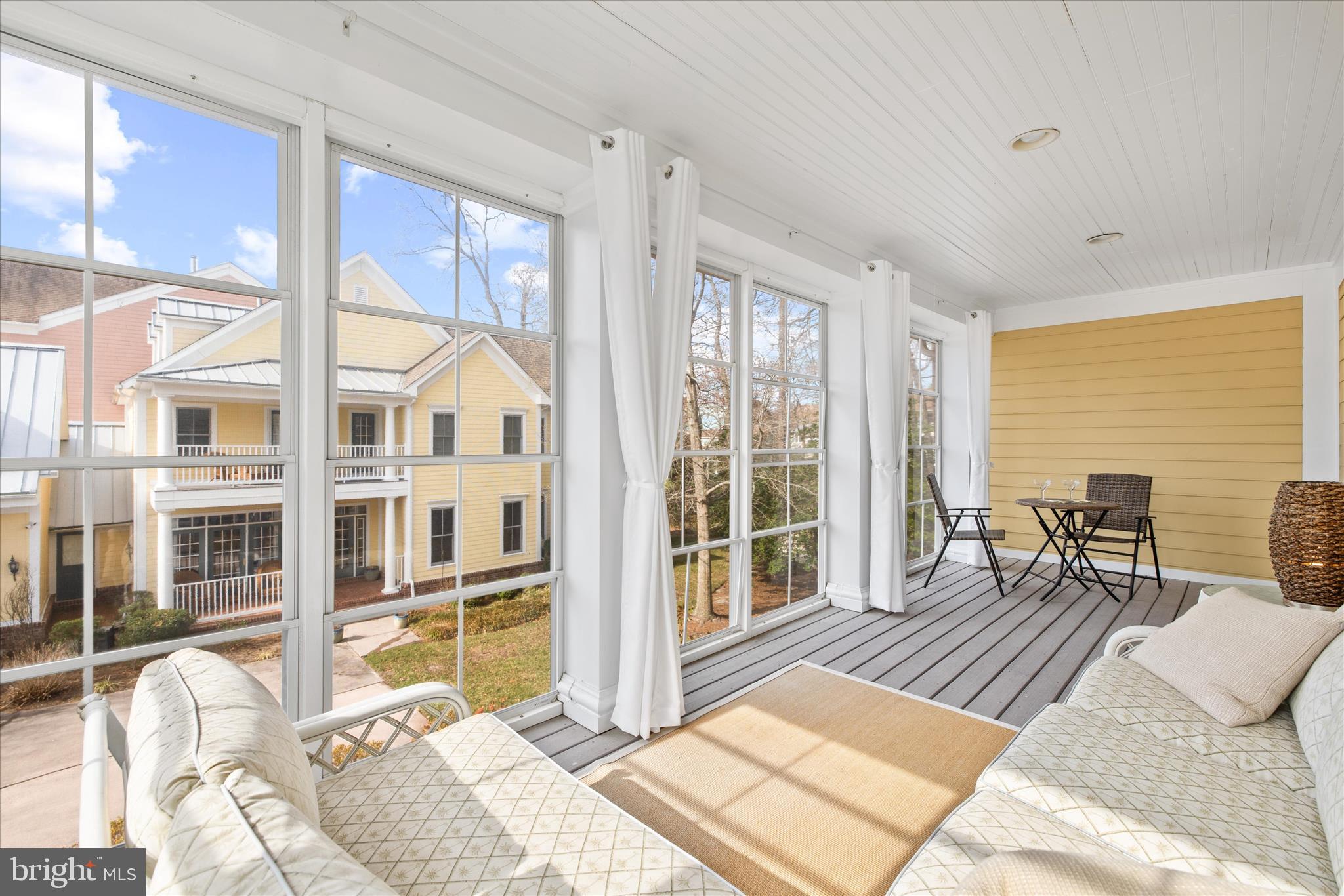 PENINSULA - Residential