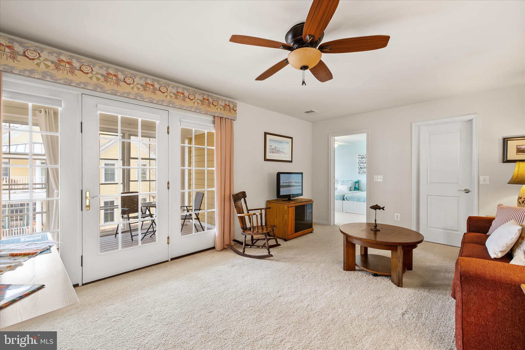 PENINSULA - Residential