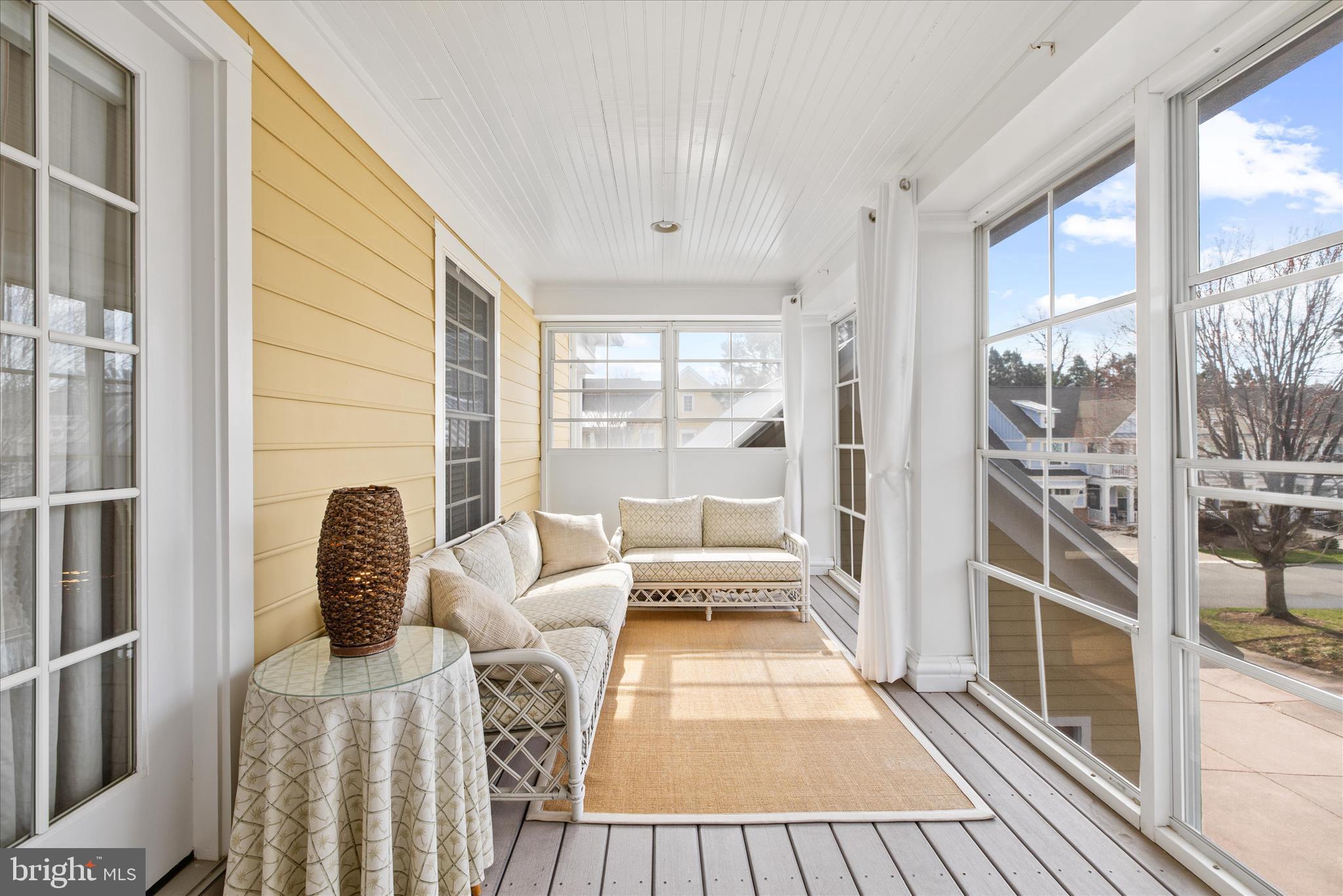 PENINSULA - Residential