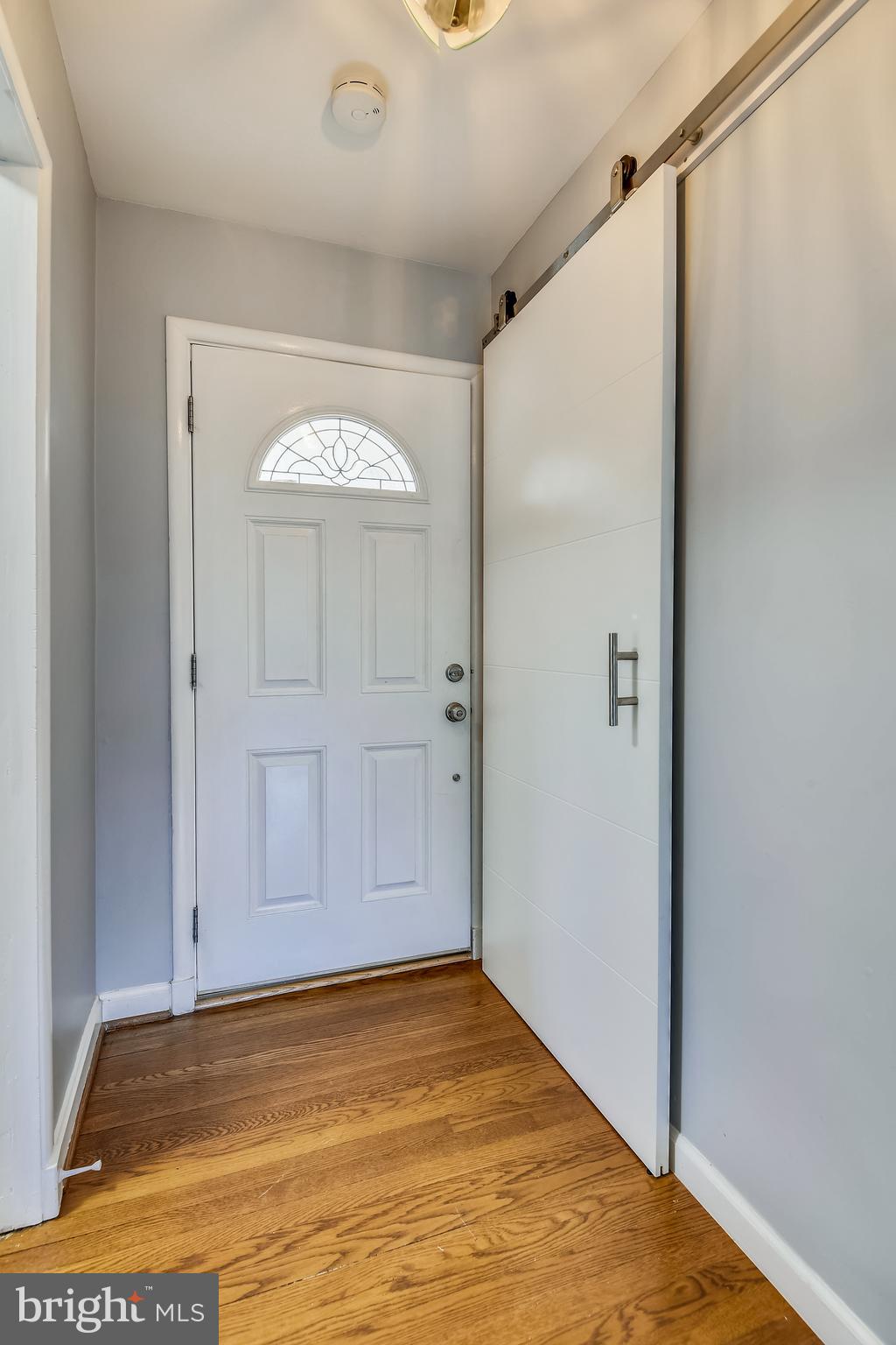 COUNTRY CLUB HILLS - Residential