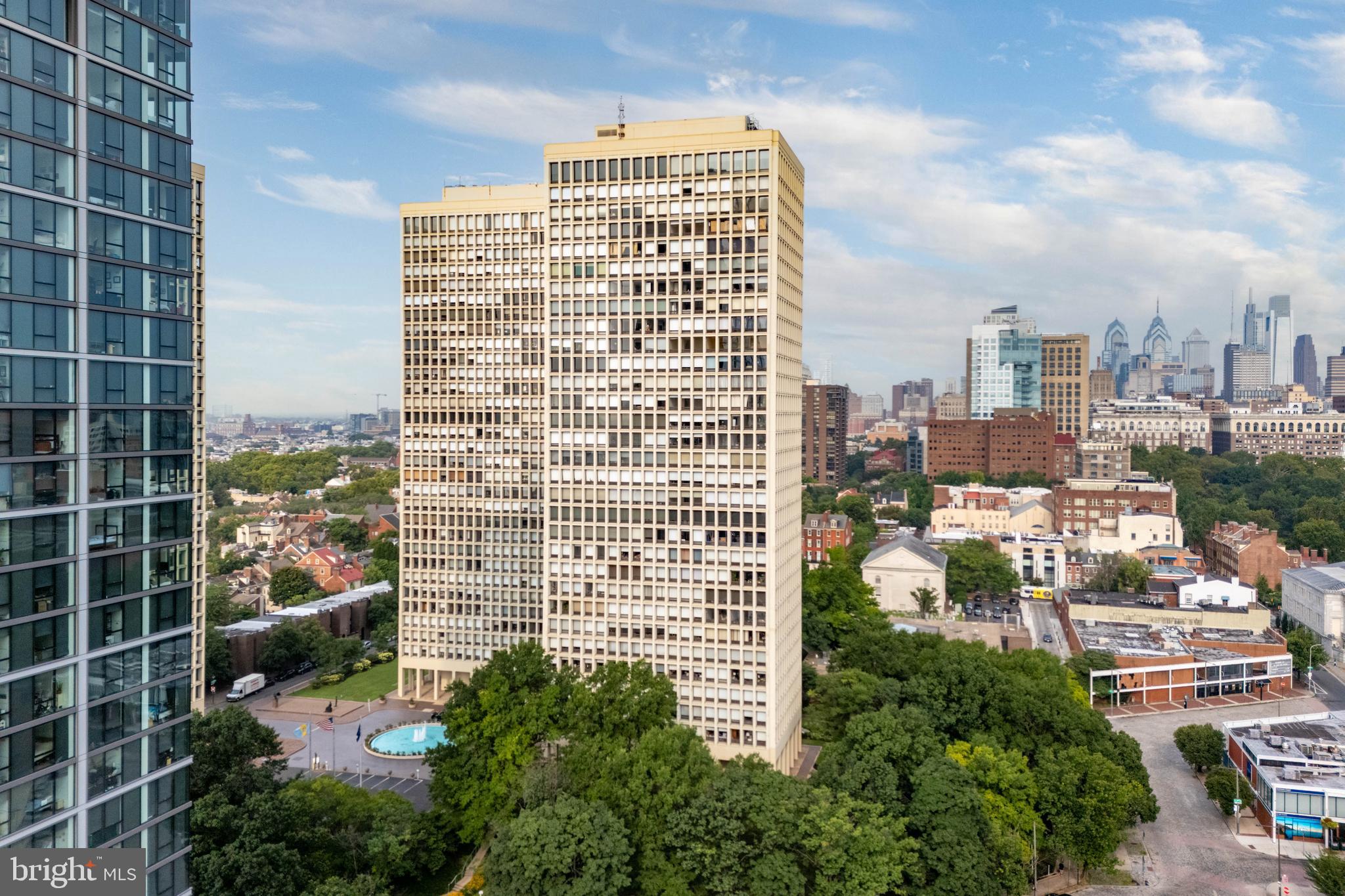 SOCIETY HILL - Residential