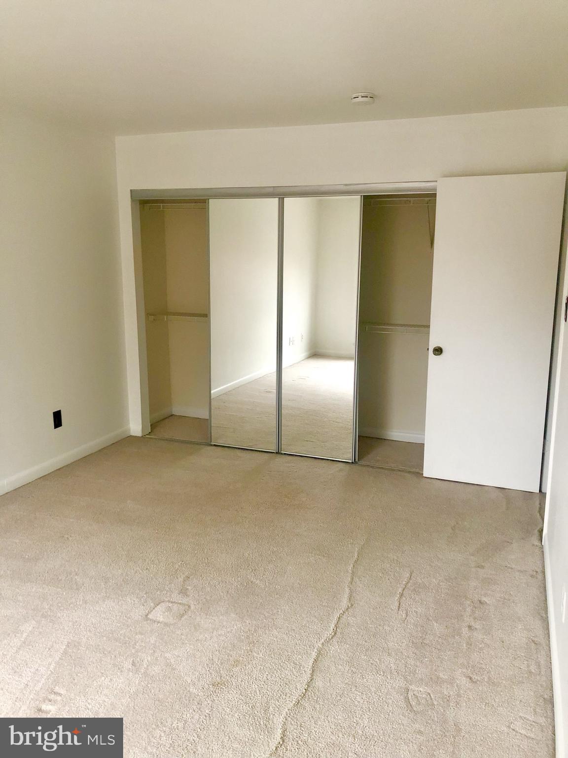 GLEN ORA - PLAT 9 - Residential Lease