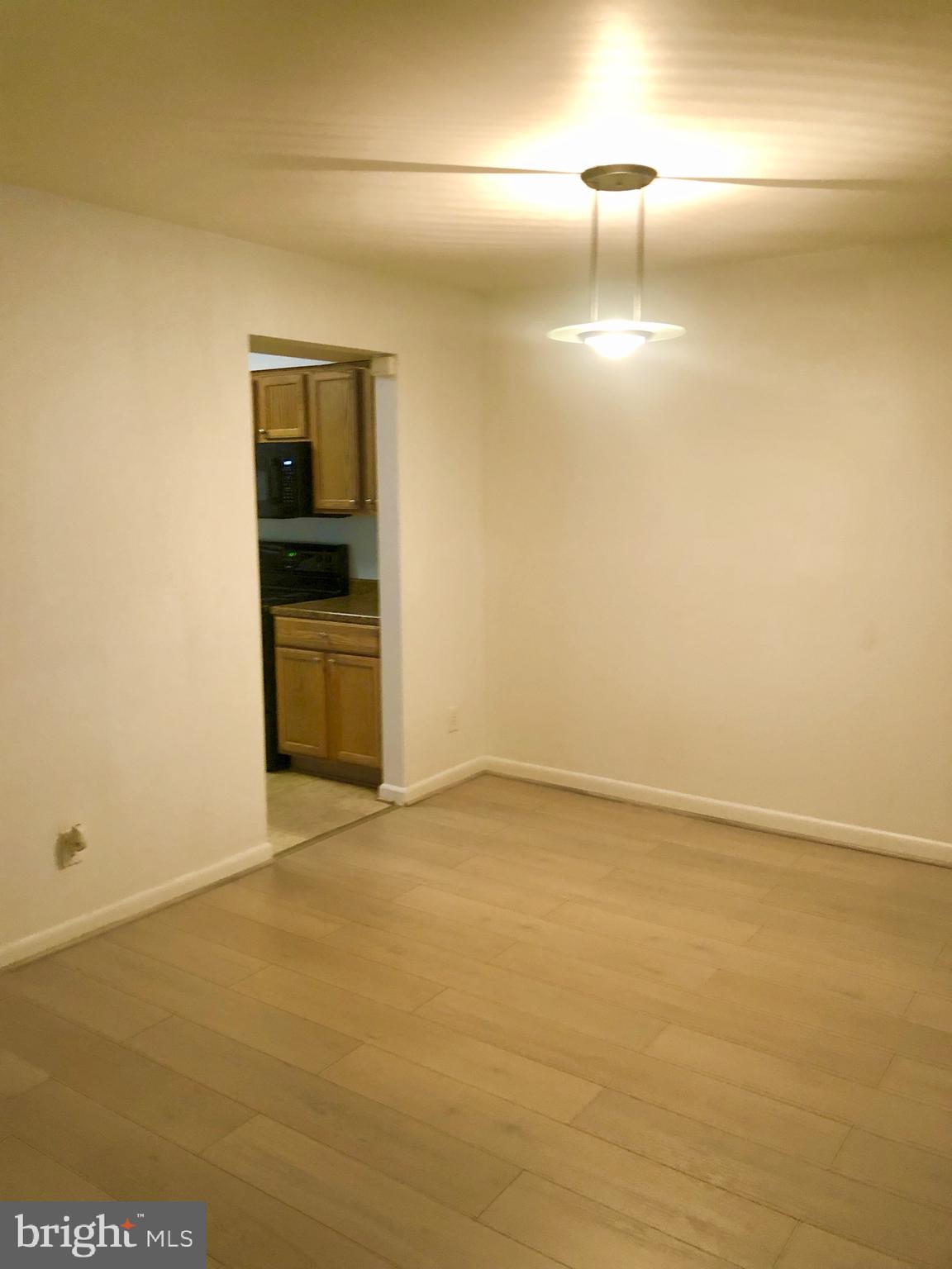 GLEN ORA - PLAT 9 - Residential Lease