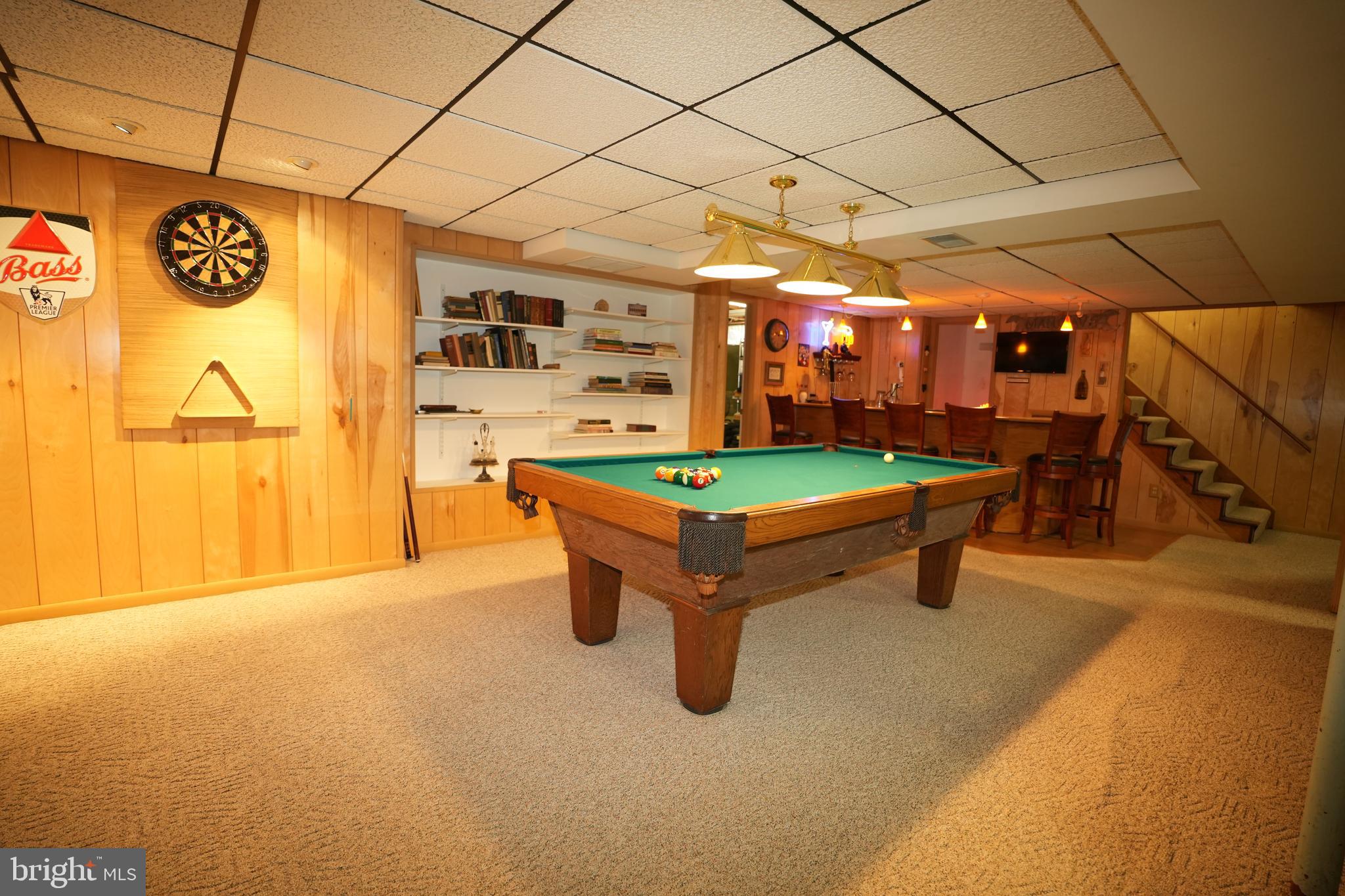 KINGSTON MANOR - Residential