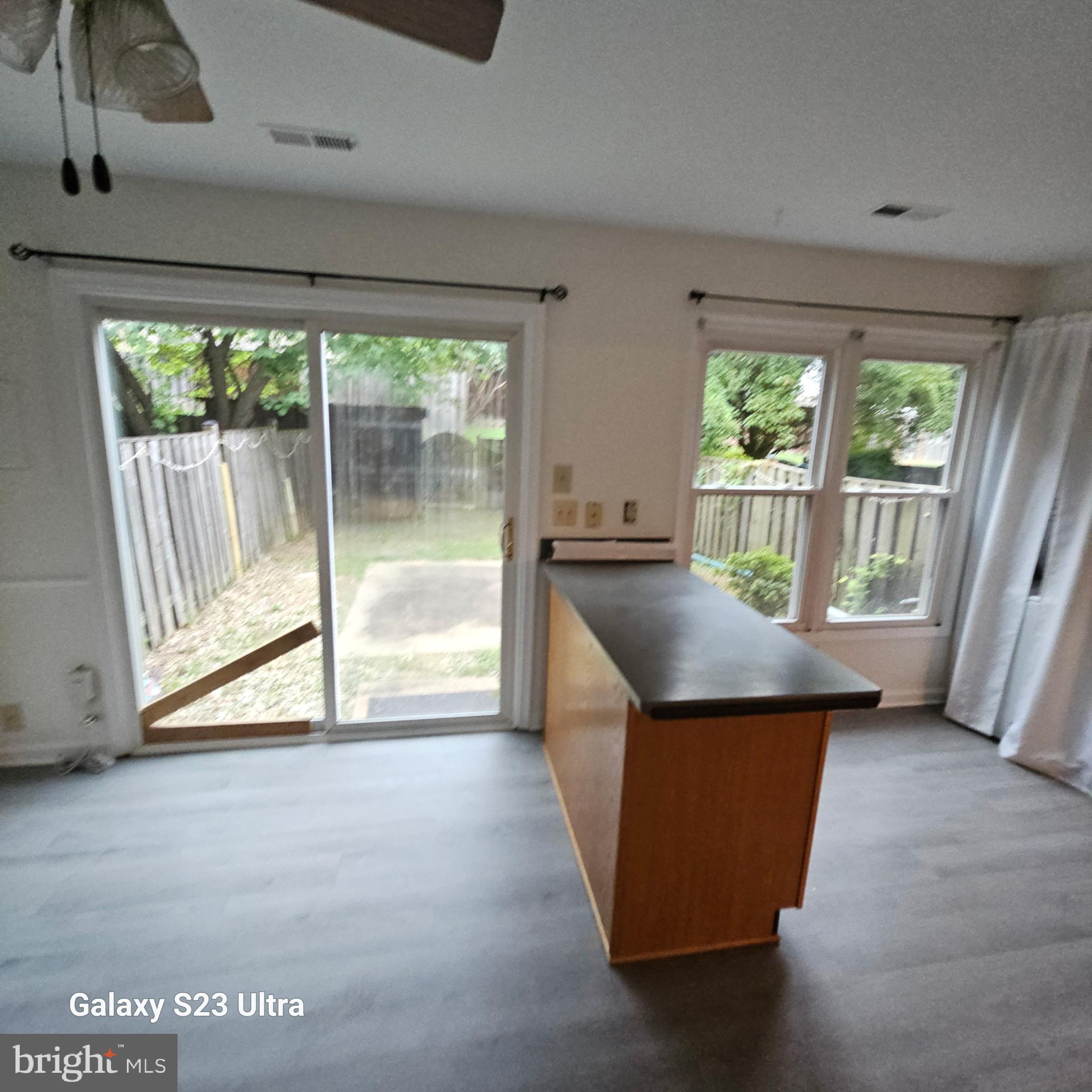 BALLANTRAYE - Residential Lease