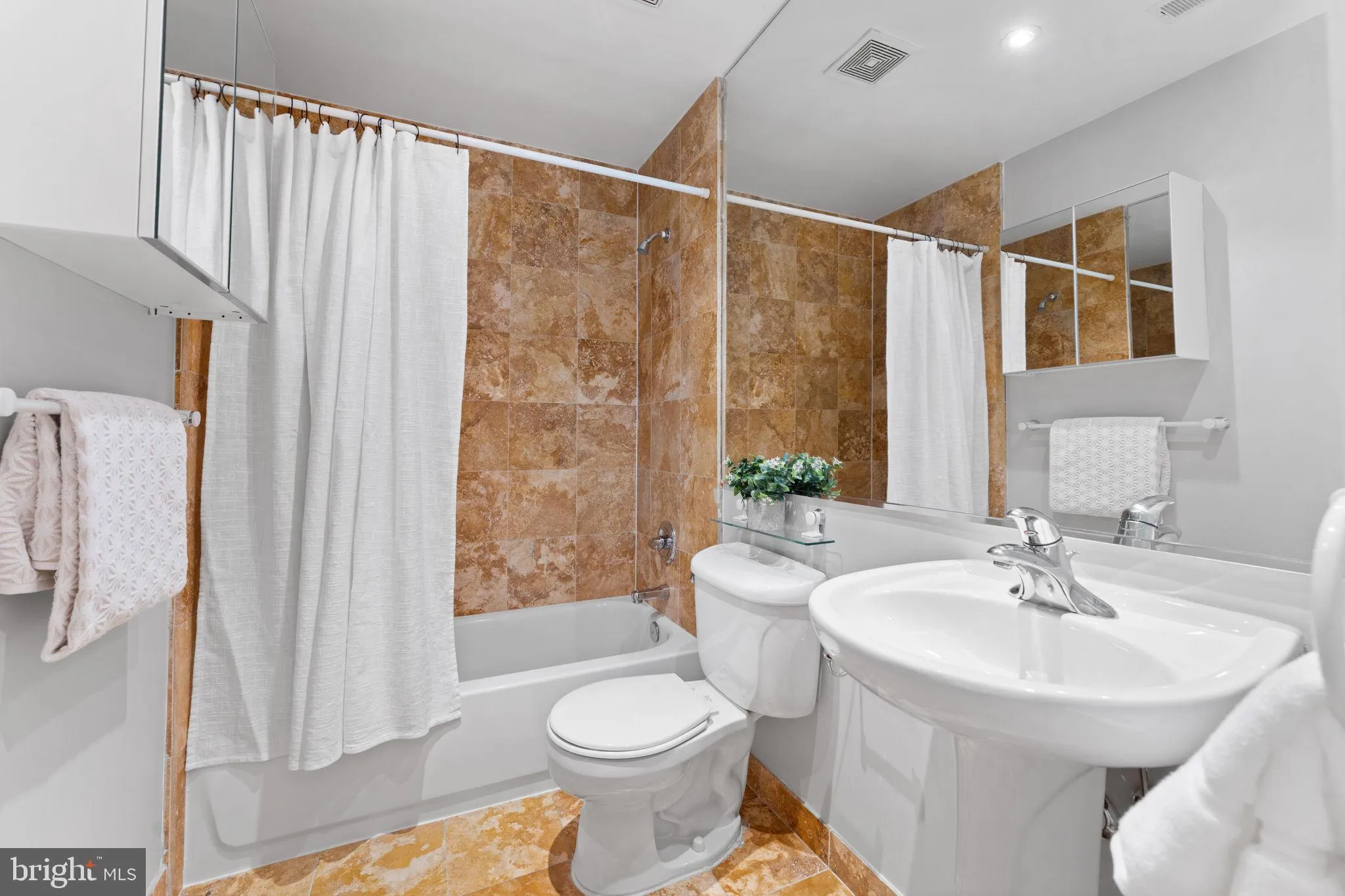 Additional image 38 of 1300 13th Street NW Unit 603, Washington, DC 20005