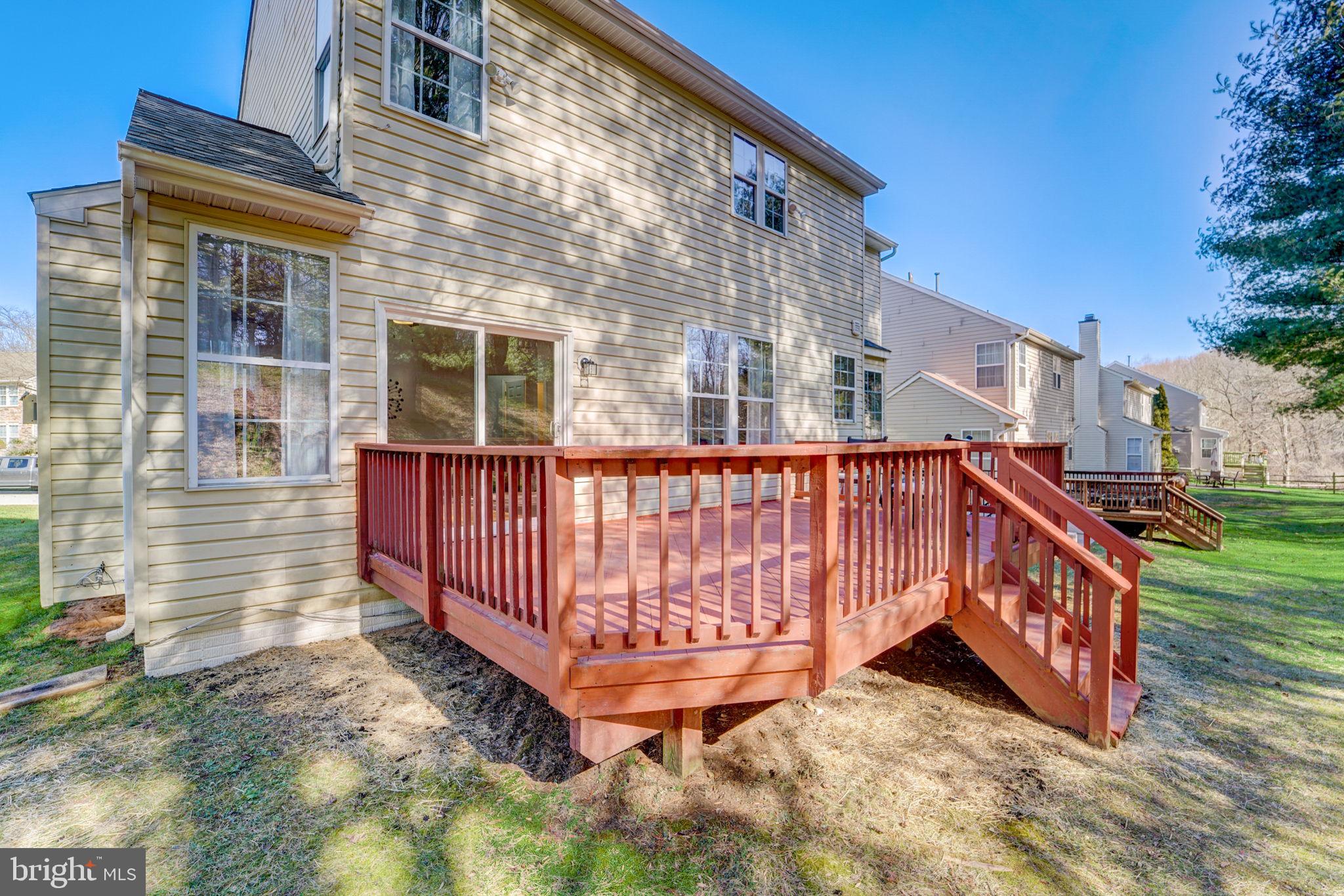 VILLAGE OF RIVER HILL - Residential