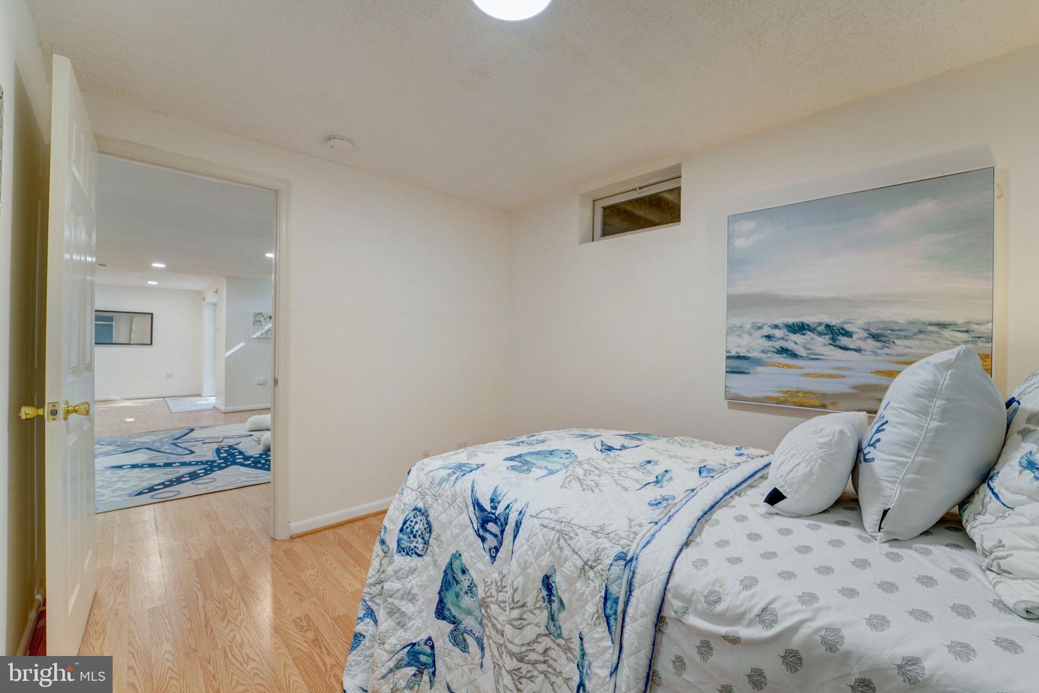 VILLAGE OF RIVER HILL - Residential