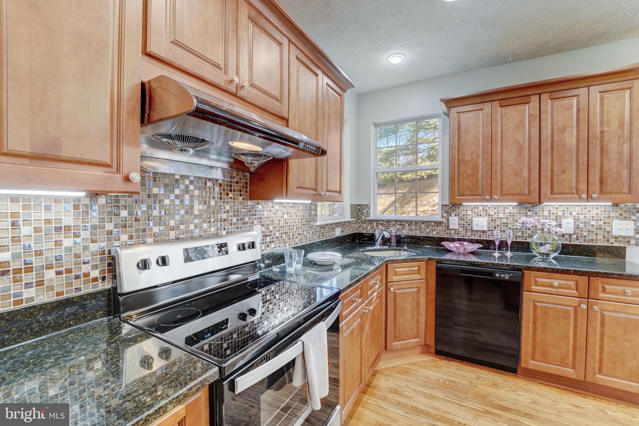 VILLAGE OF RIVER HILL - Residential