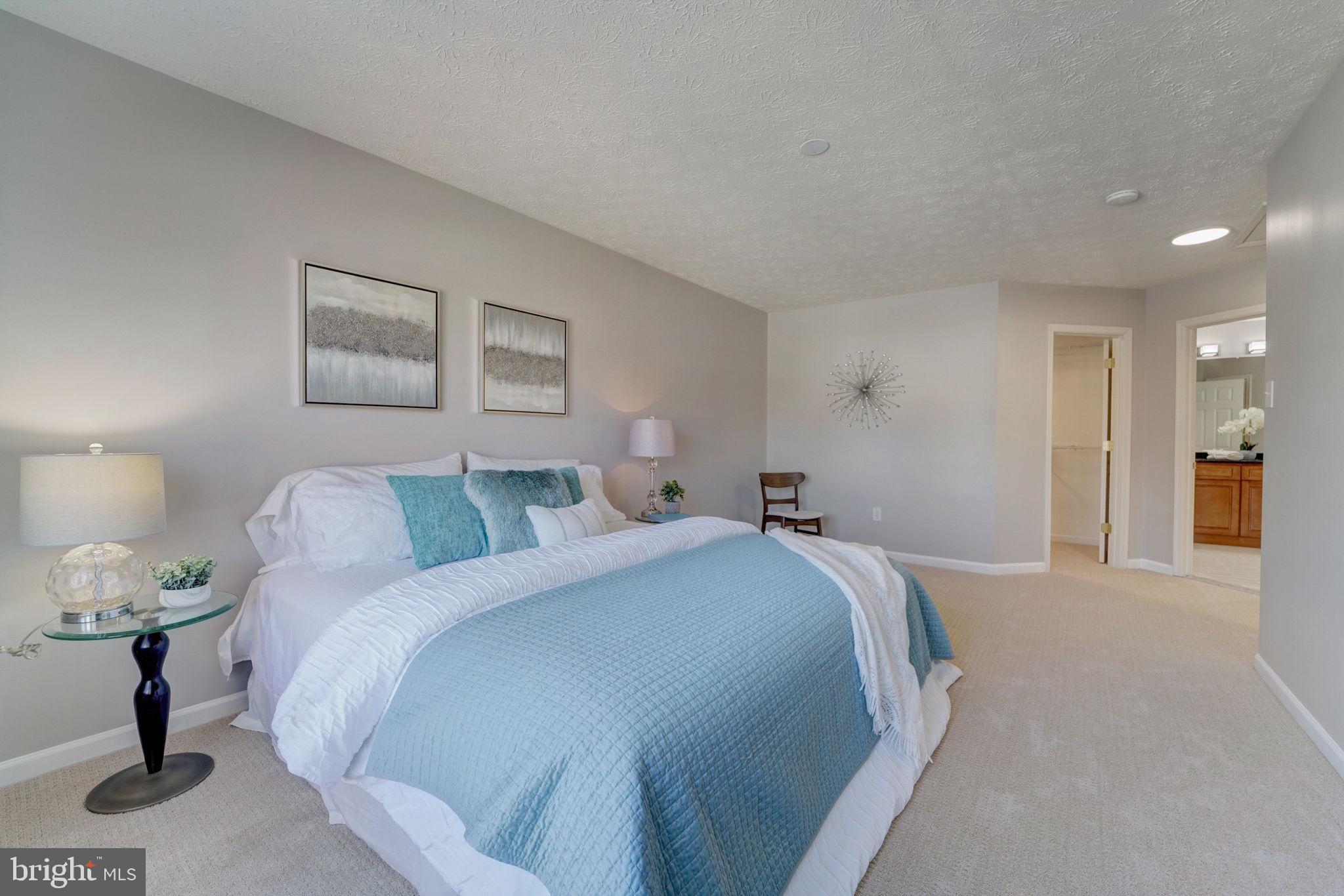 VILLAGE OF RIVER HILL - Residential