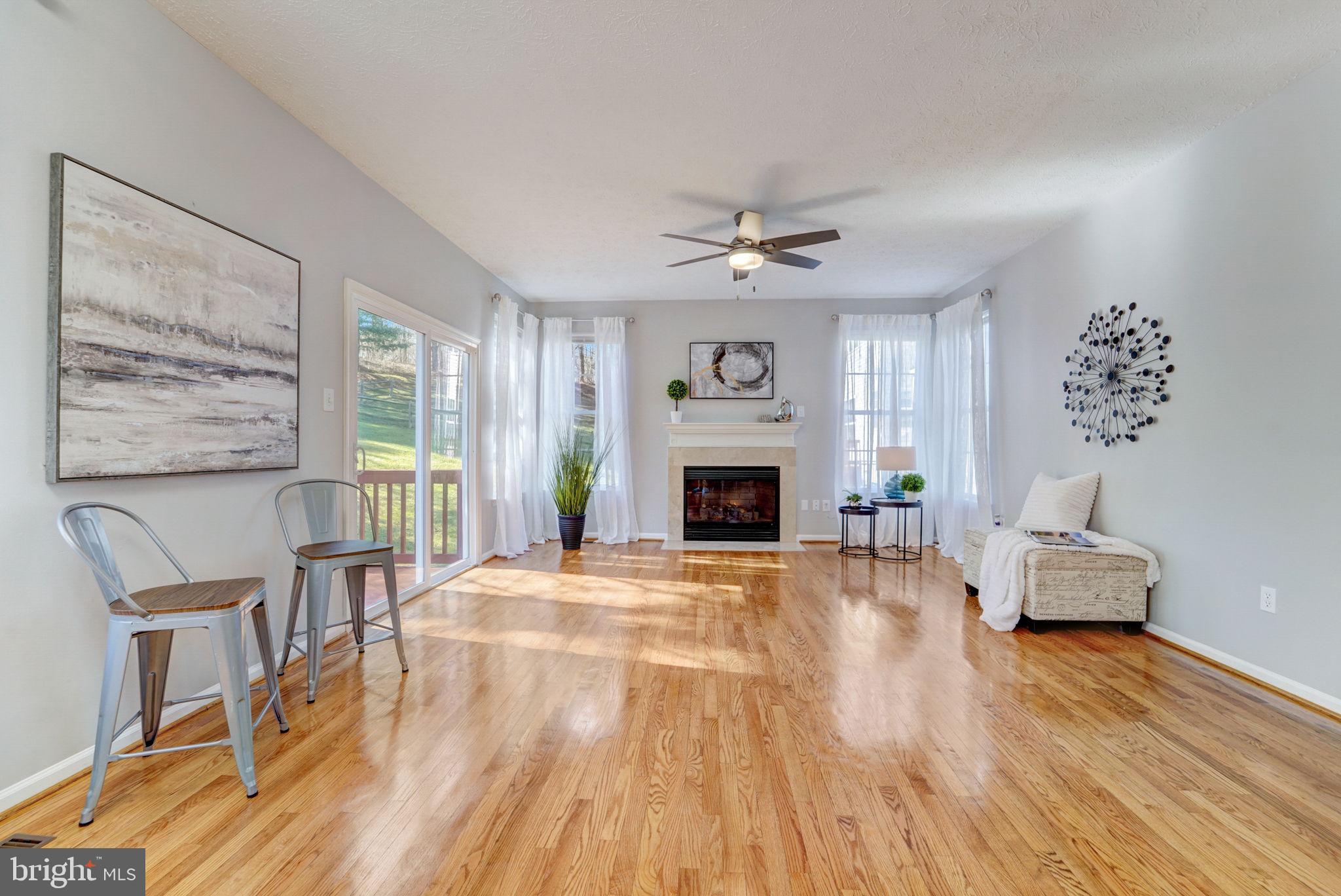 VILLAGE OF RIVER HILL - Residential