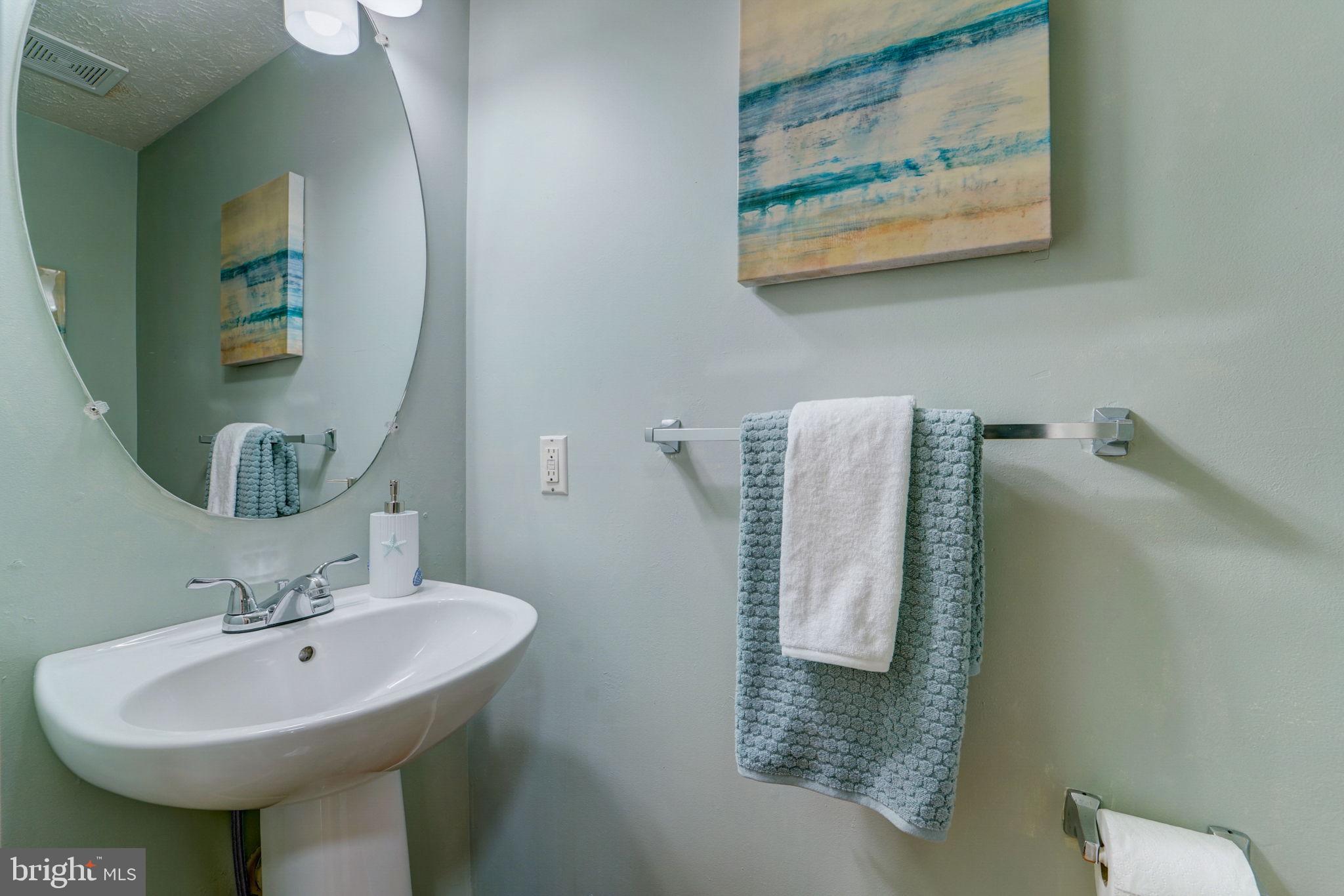 VILLAGE OF RIVER HILL - Residential