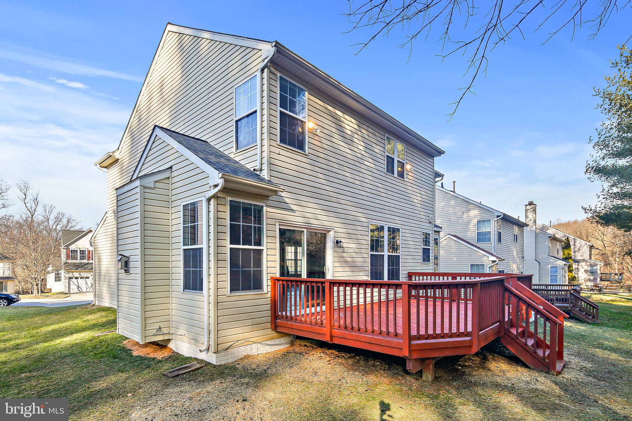 VILLAGE OF RIVER HILL - Residential