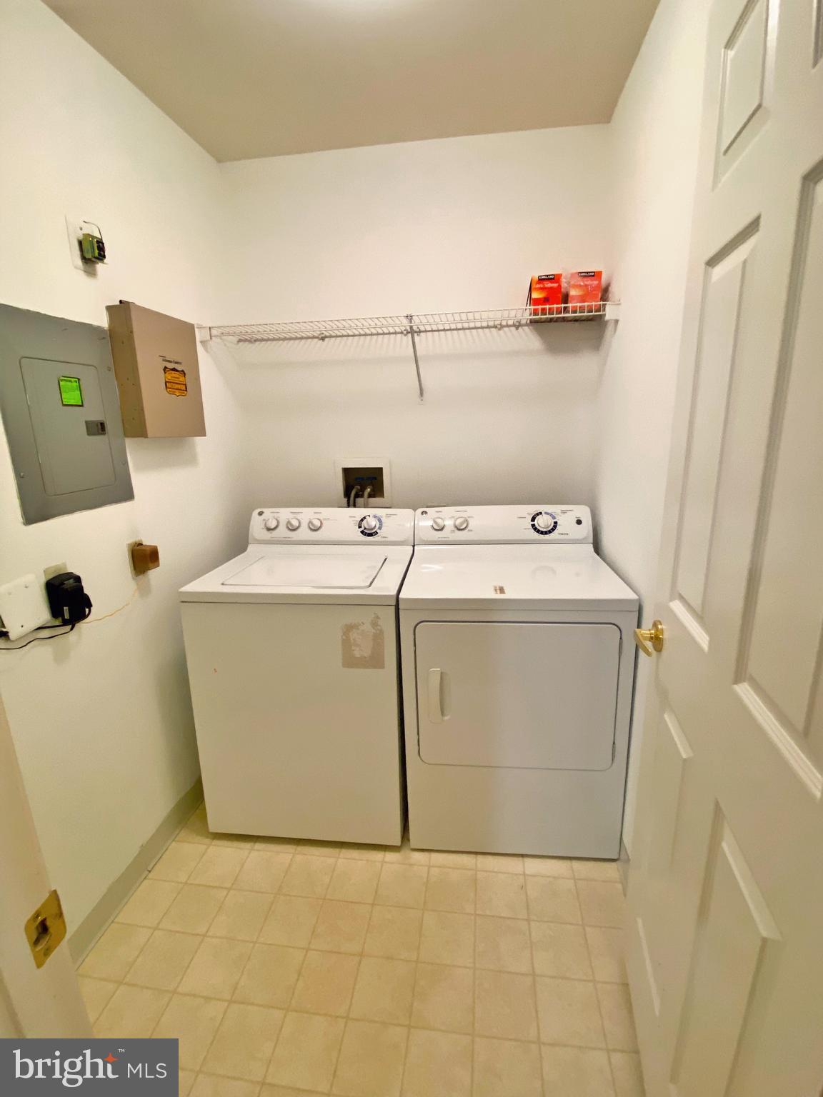 DRESHER WOODS - Residential