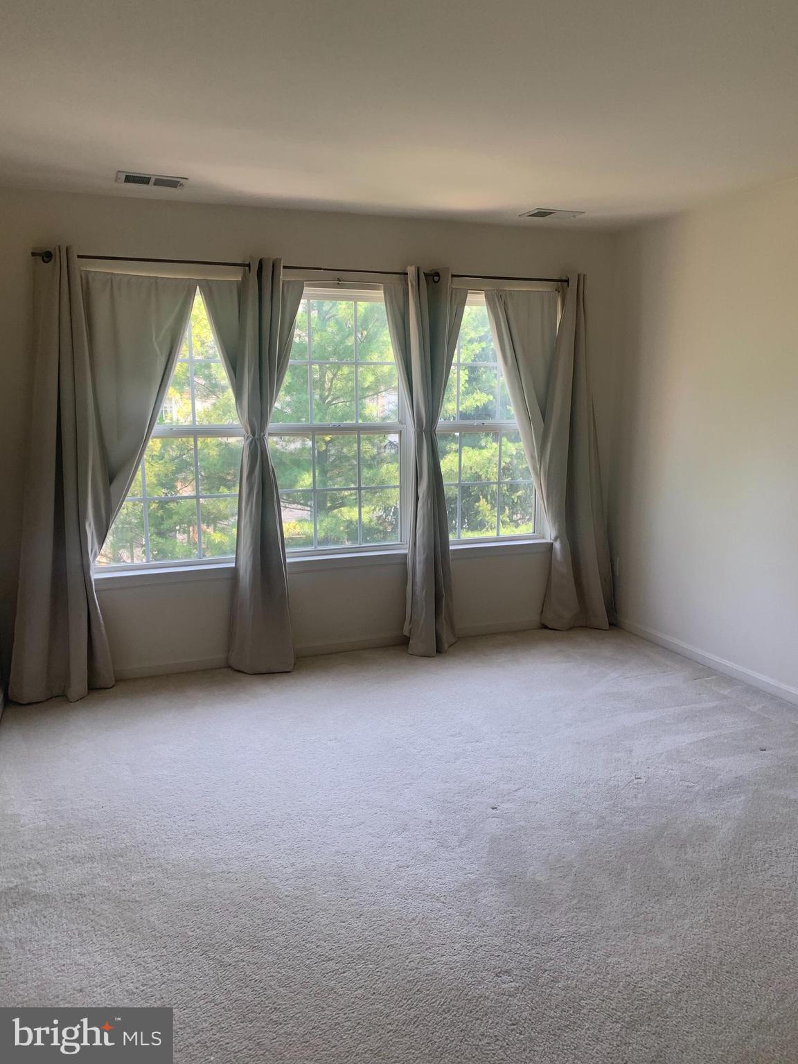 POTOMAC STATION - Residential Lease