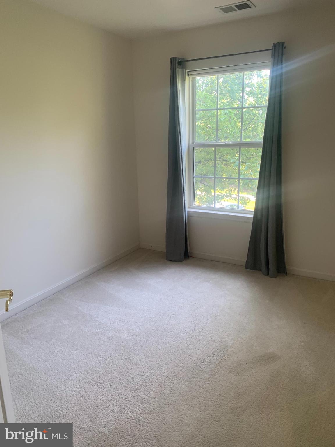 POTOMAC STATION - Residential Lease