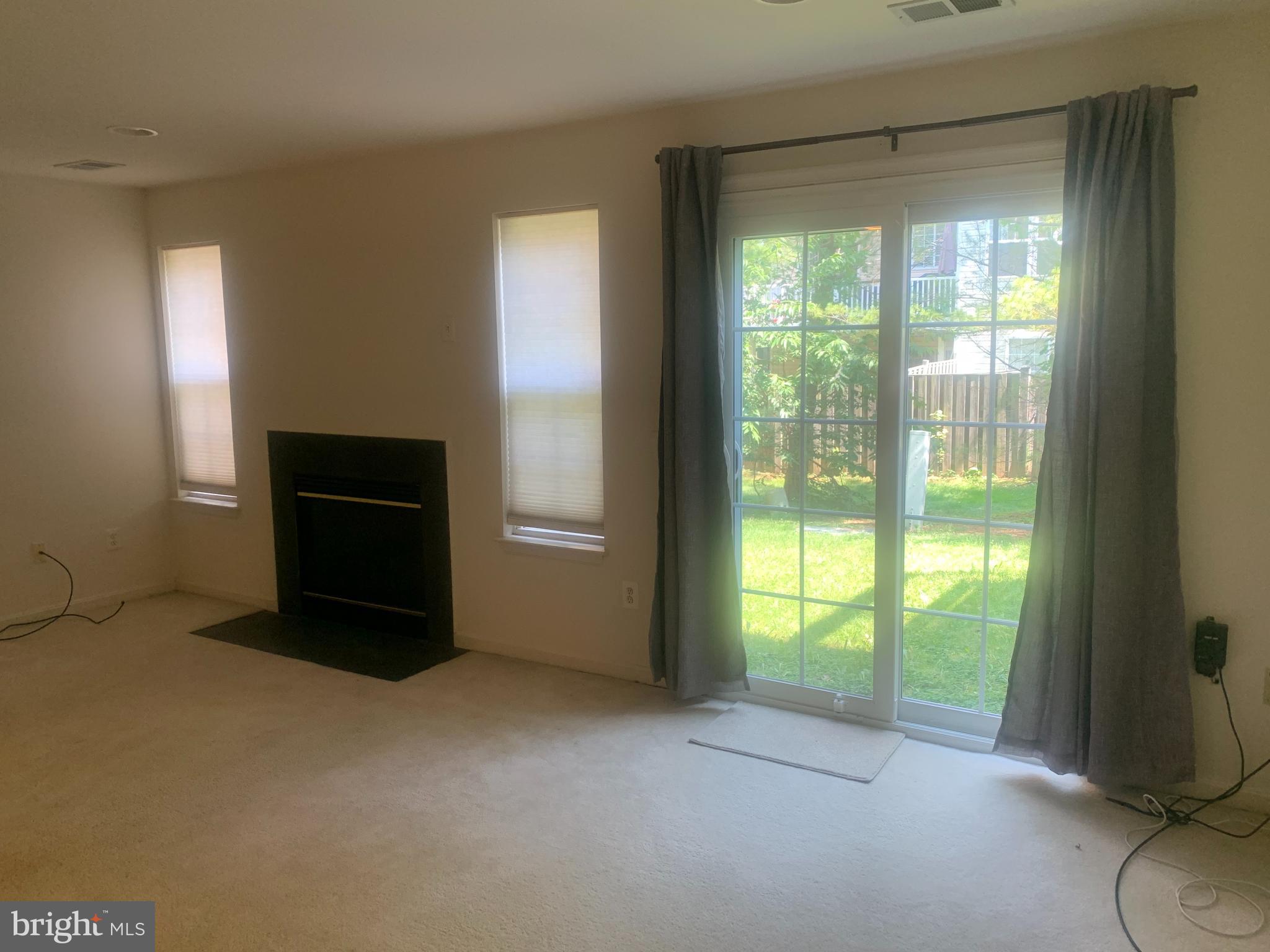 POTOMAC STATION - Residential Lease