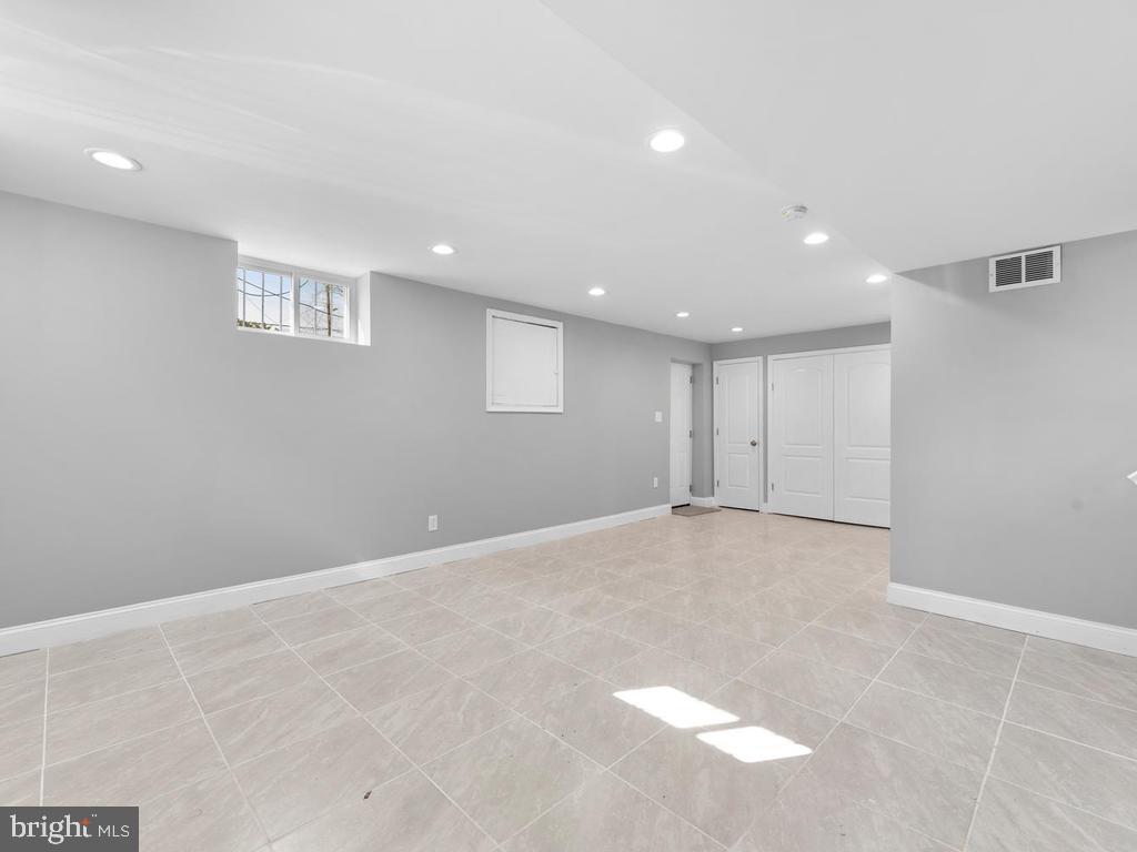 GWYNN OAK - Residential