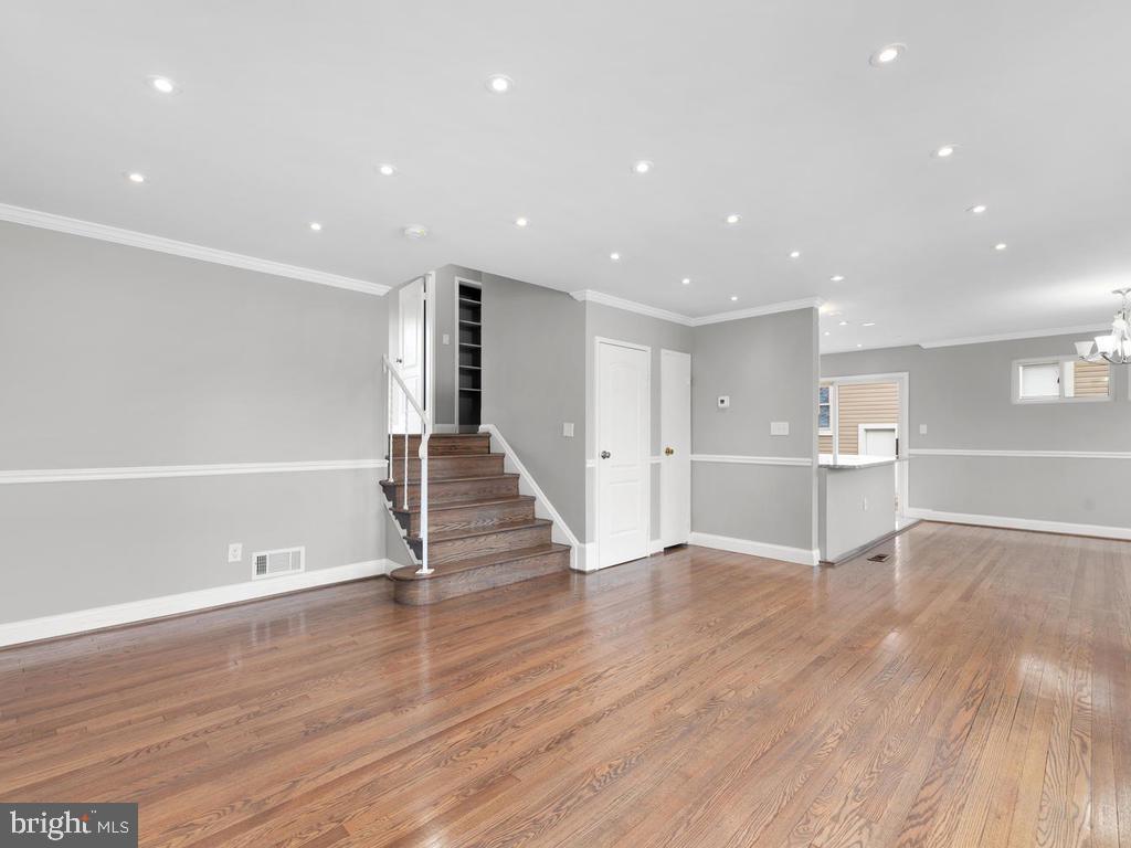 GWYNN OAK - Residential