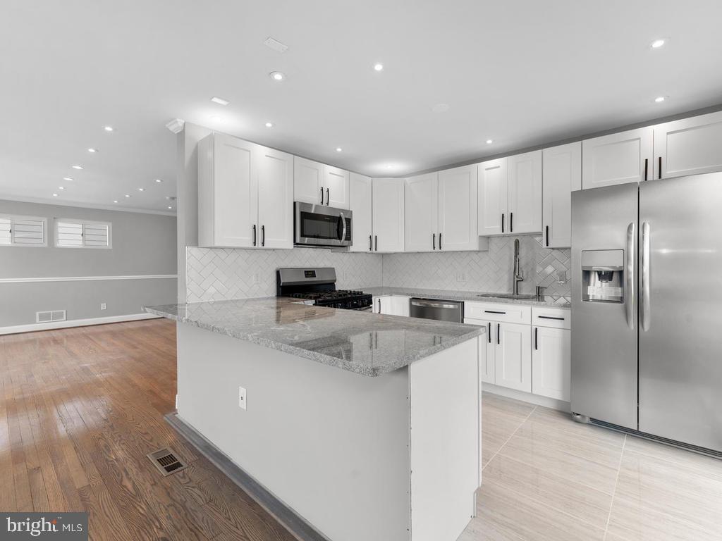 GWYNN OAK - Residential