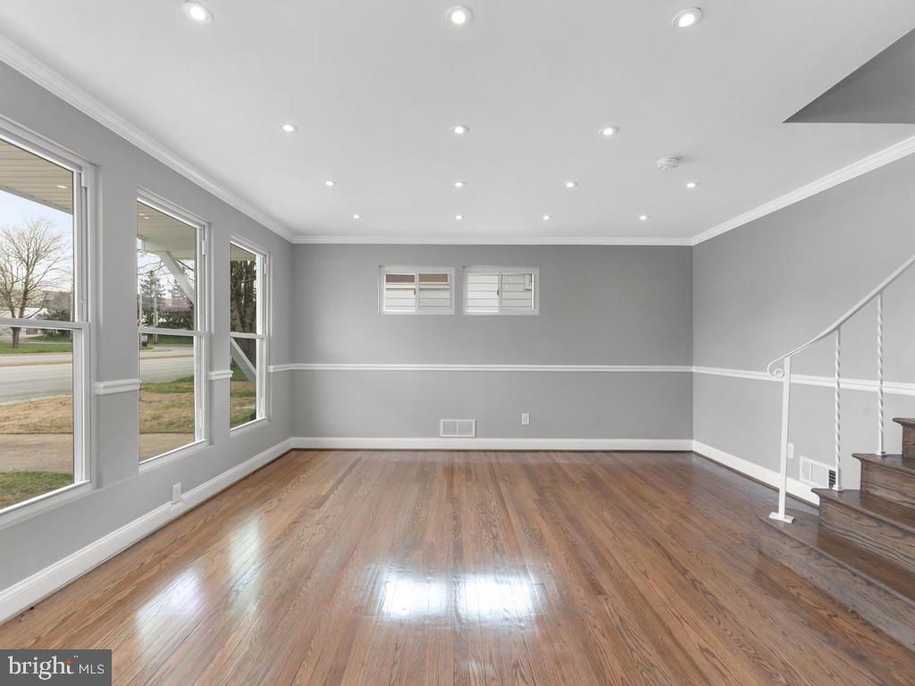 GWYNN OAK - Residential