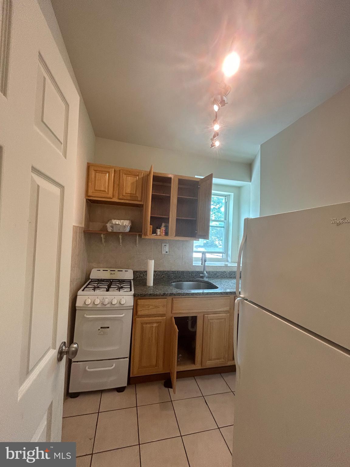 PARKSIDE - Residential Lease