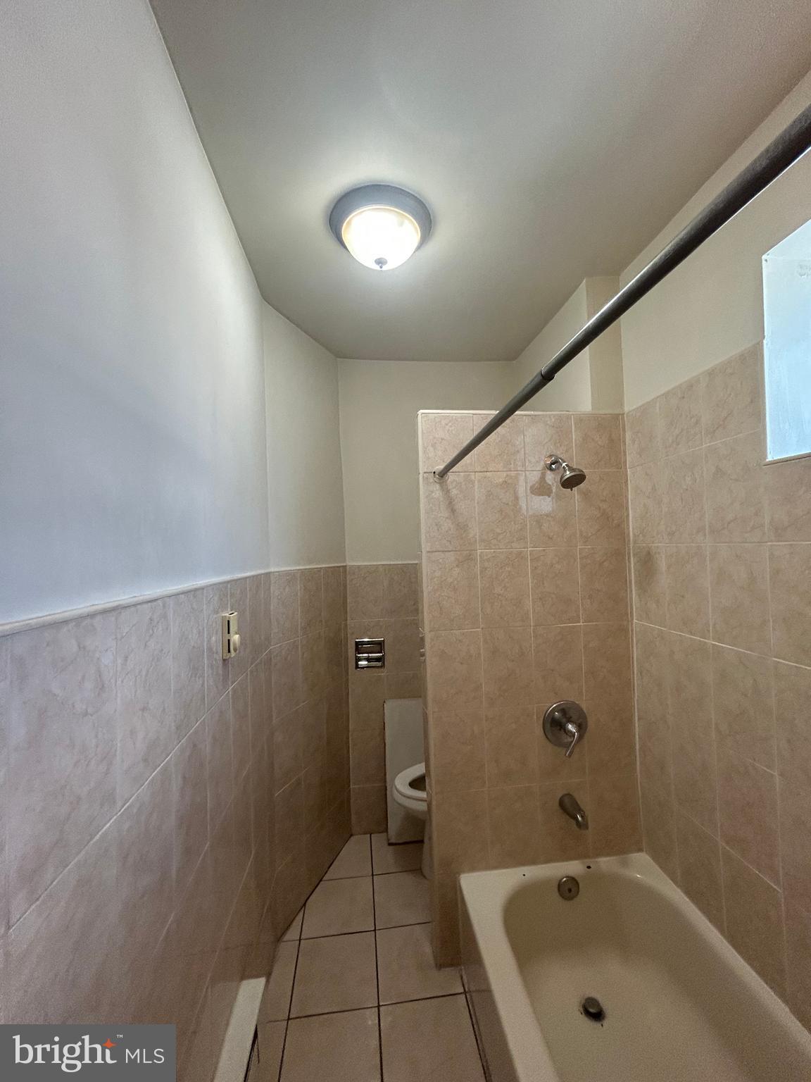 PARKSIDE - Residential Lease