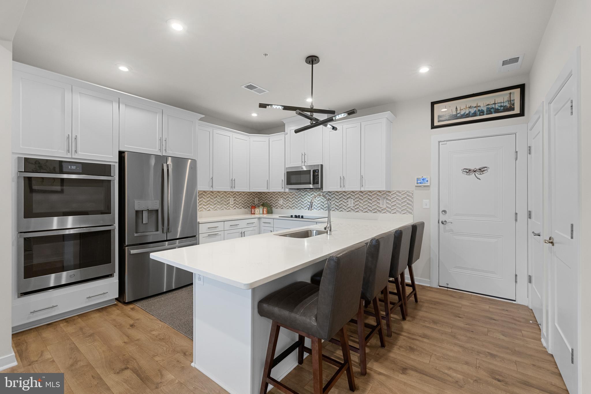 44580 WOLFHOUND SQUARE