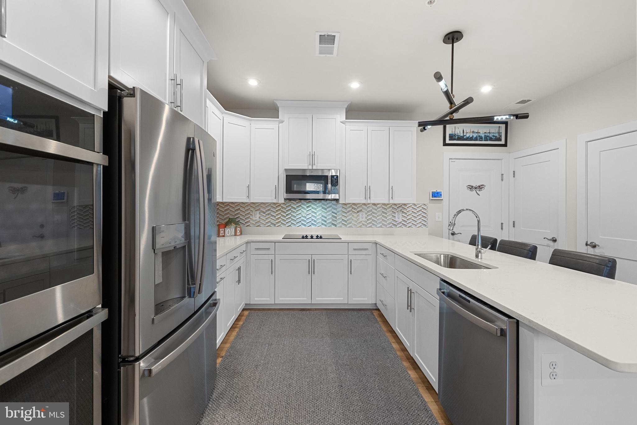 44580 WOLFHOUND SQUARE
