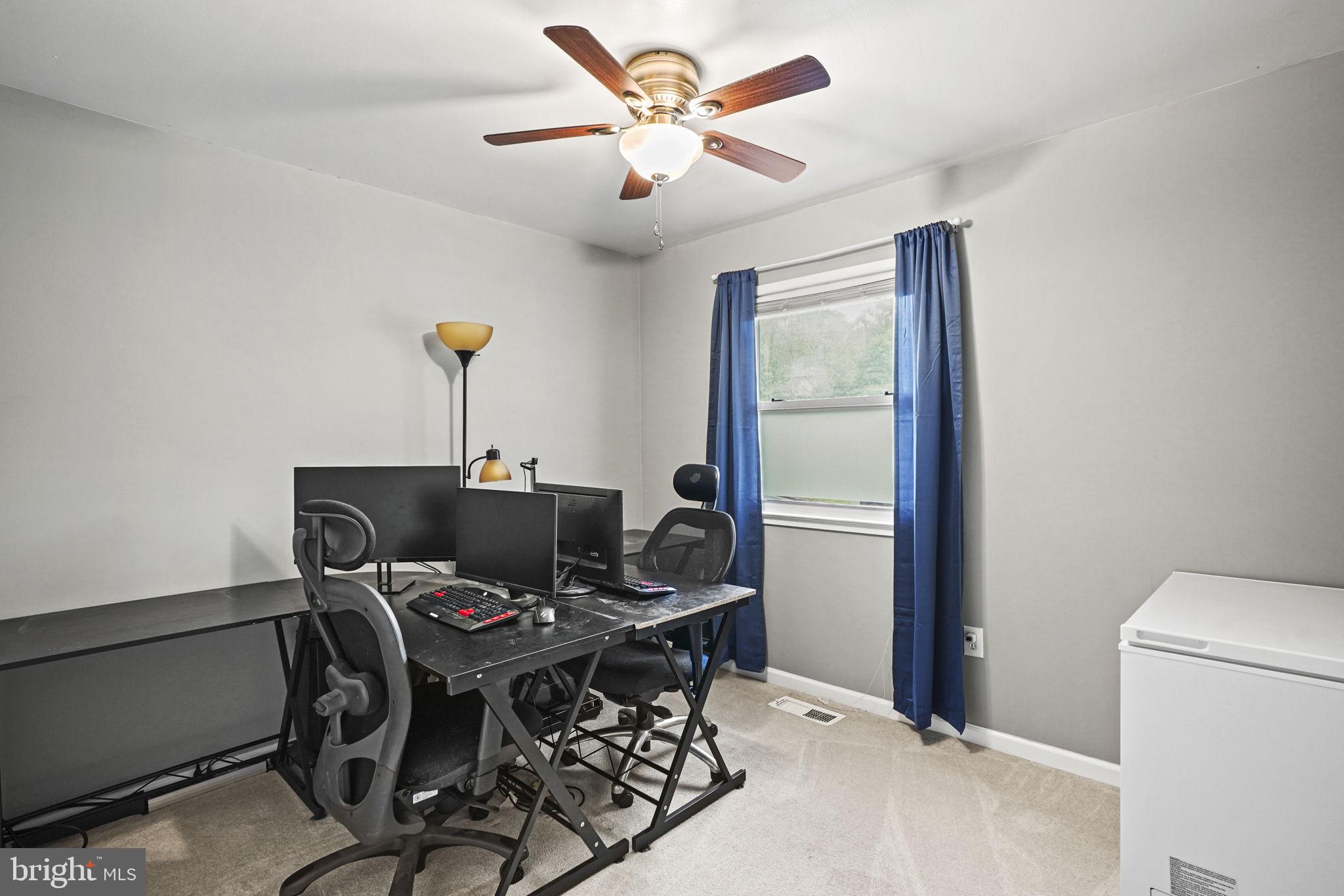 DALE CITY - Residential