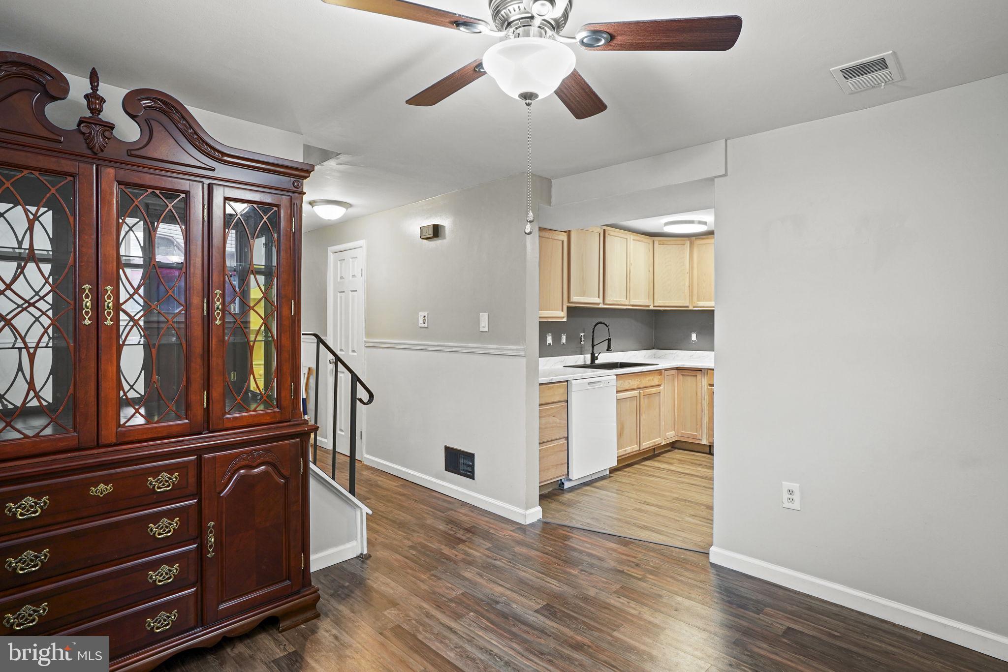 DALE CITY - Residential