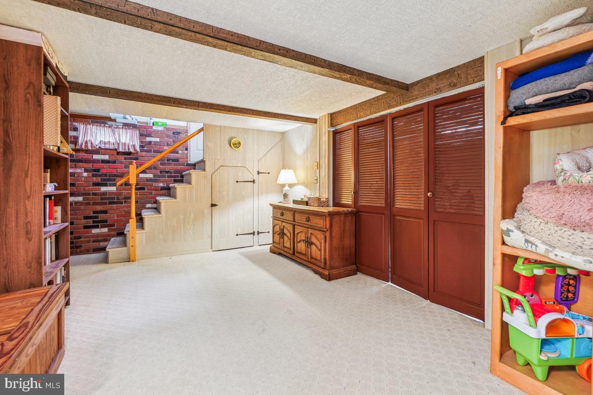 CAMELOT - Residential