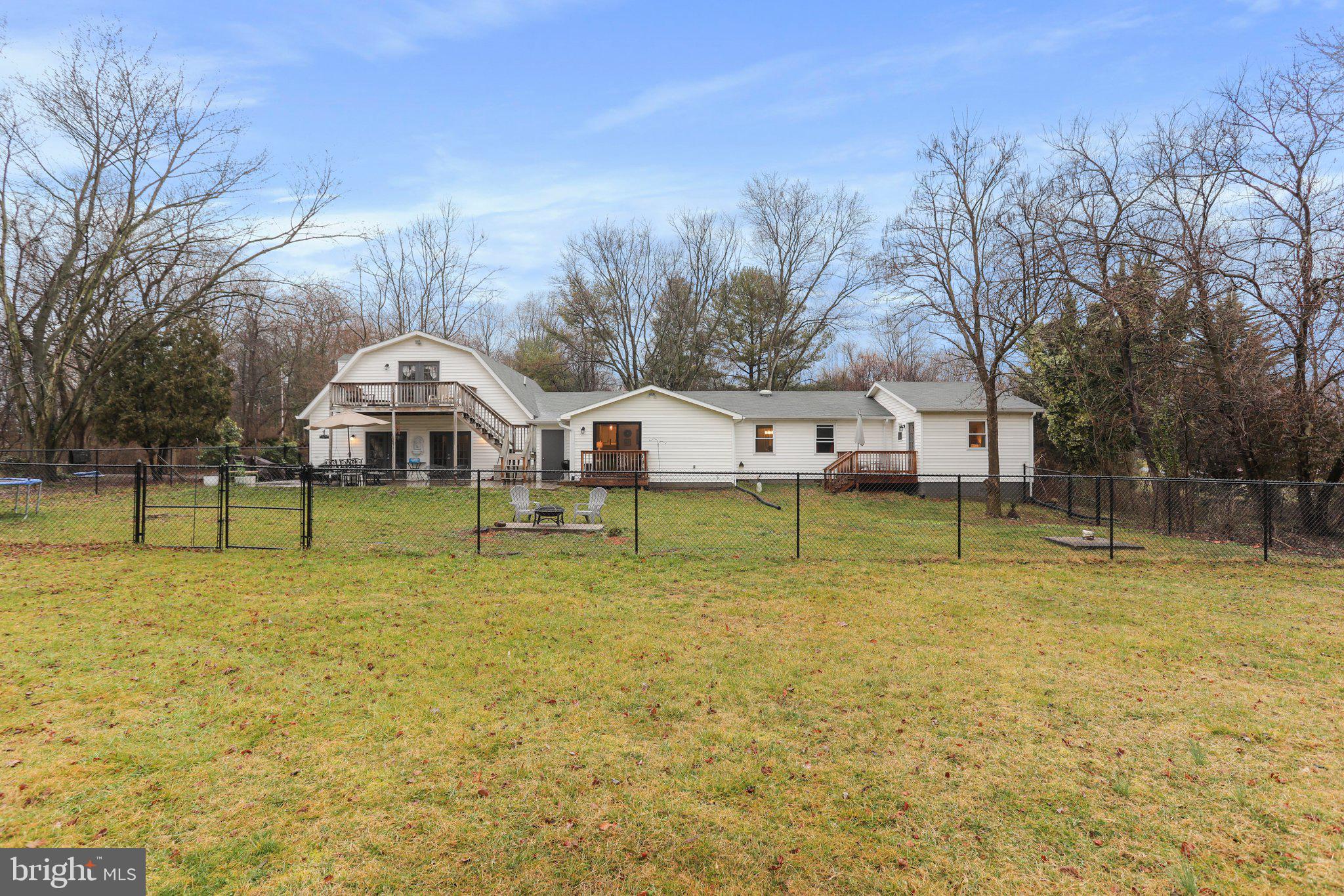 POTOMAC HEIGHTS - Residential