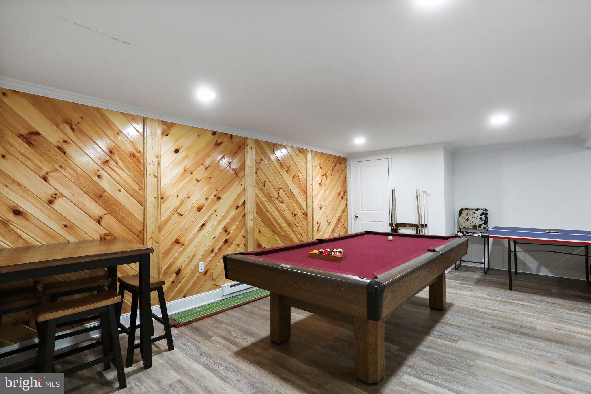 POTOMAC HEIGHTS - Residential