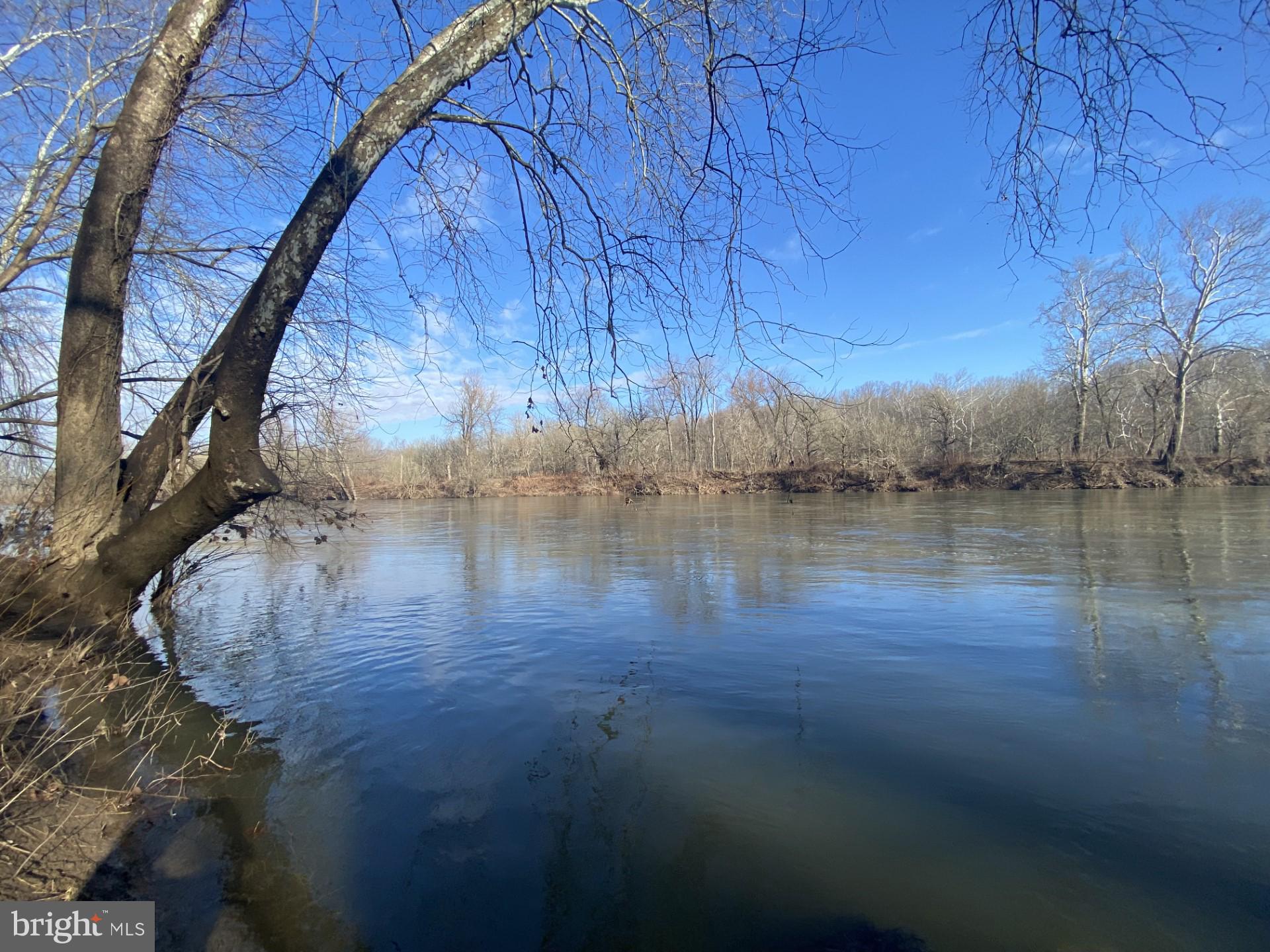 POTOMAC HEIGHTS - Residential