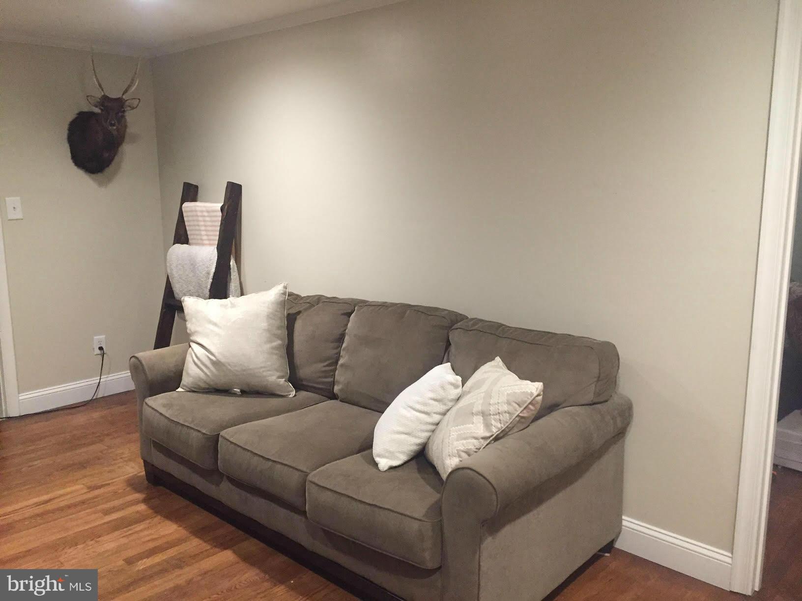 CARRS WHARF - Residential