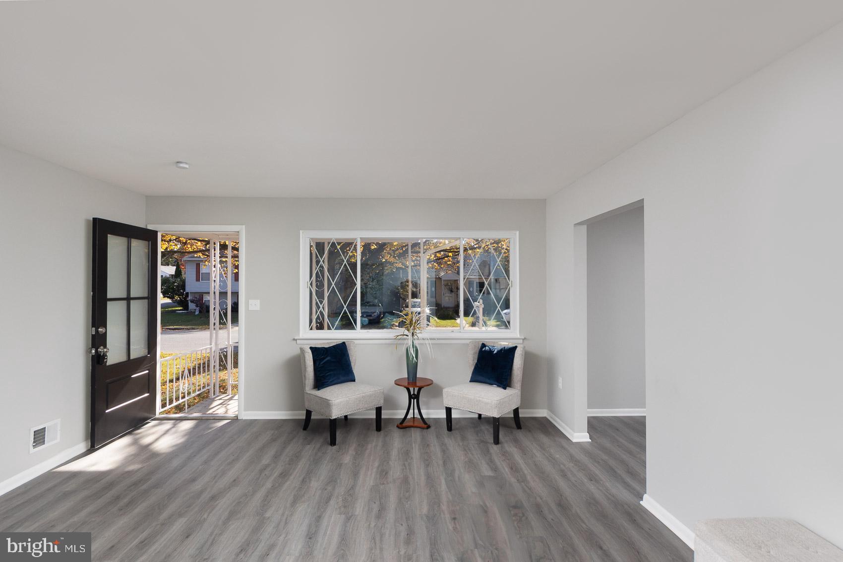 CATONSVILLE MANOR - Residential